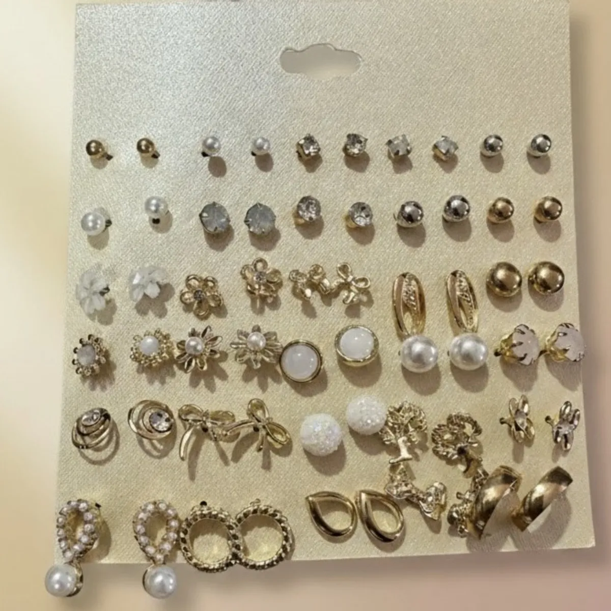 30 Unique Pairs Of Women's Chic Earring Collection