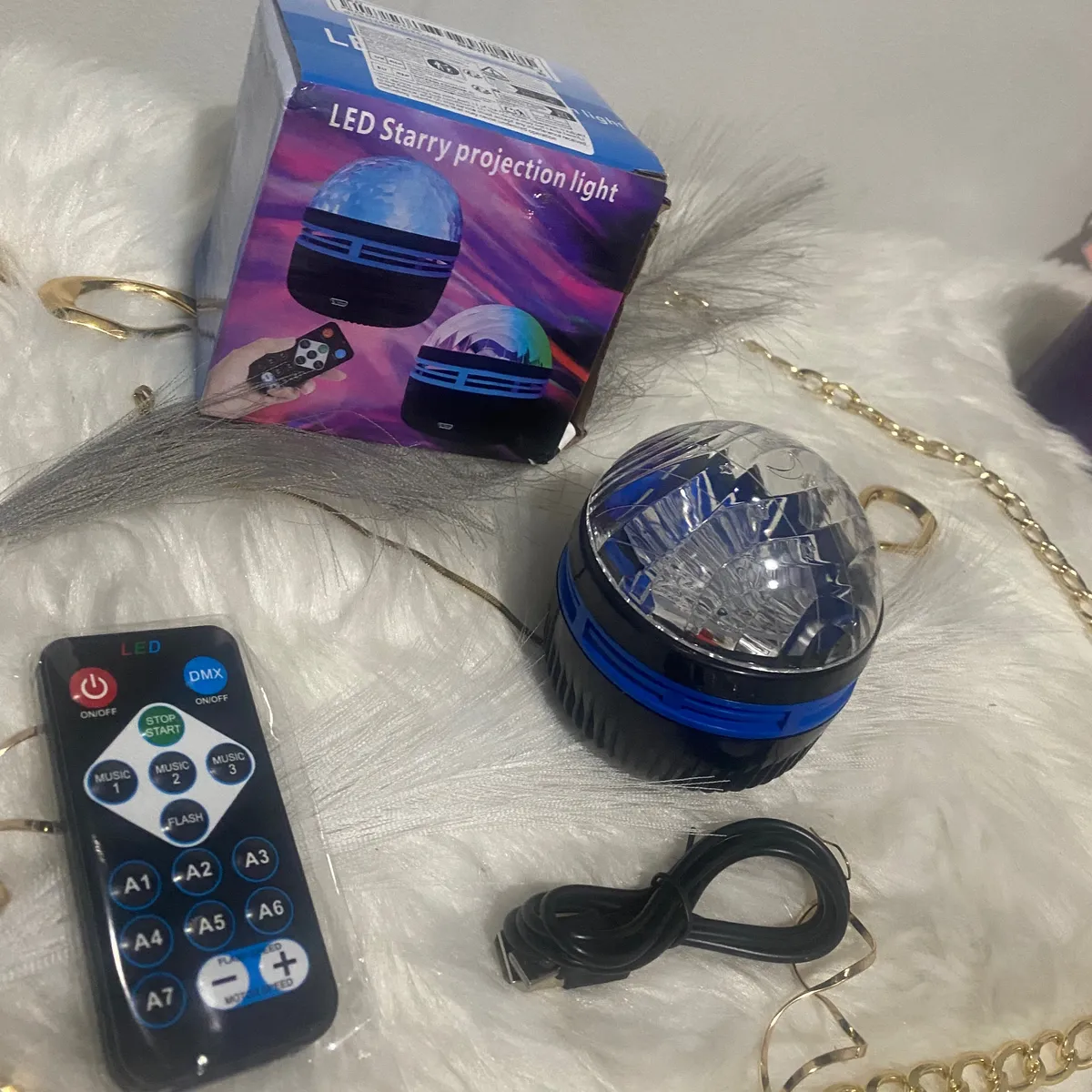 Ocean Waves Night Light Projector – 7 Color Water Ripple Lamp with Remote Control