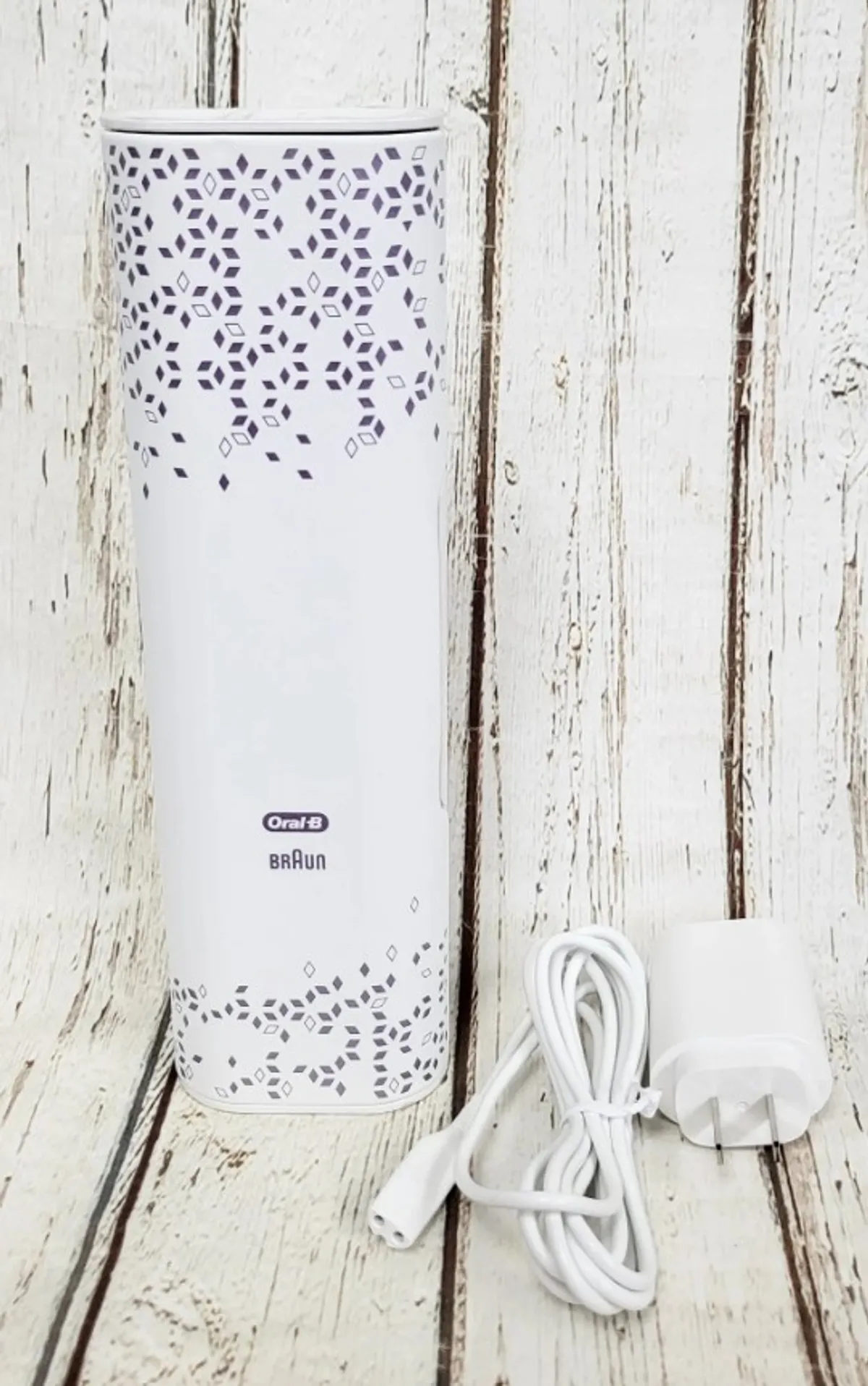 Oral-B GENIUS X LIMITED, Rechargeable Electric Toothbrush with Artificial Intelligence, 1 Replacement Brush Head, 1 Travel Case, Orchid Purple