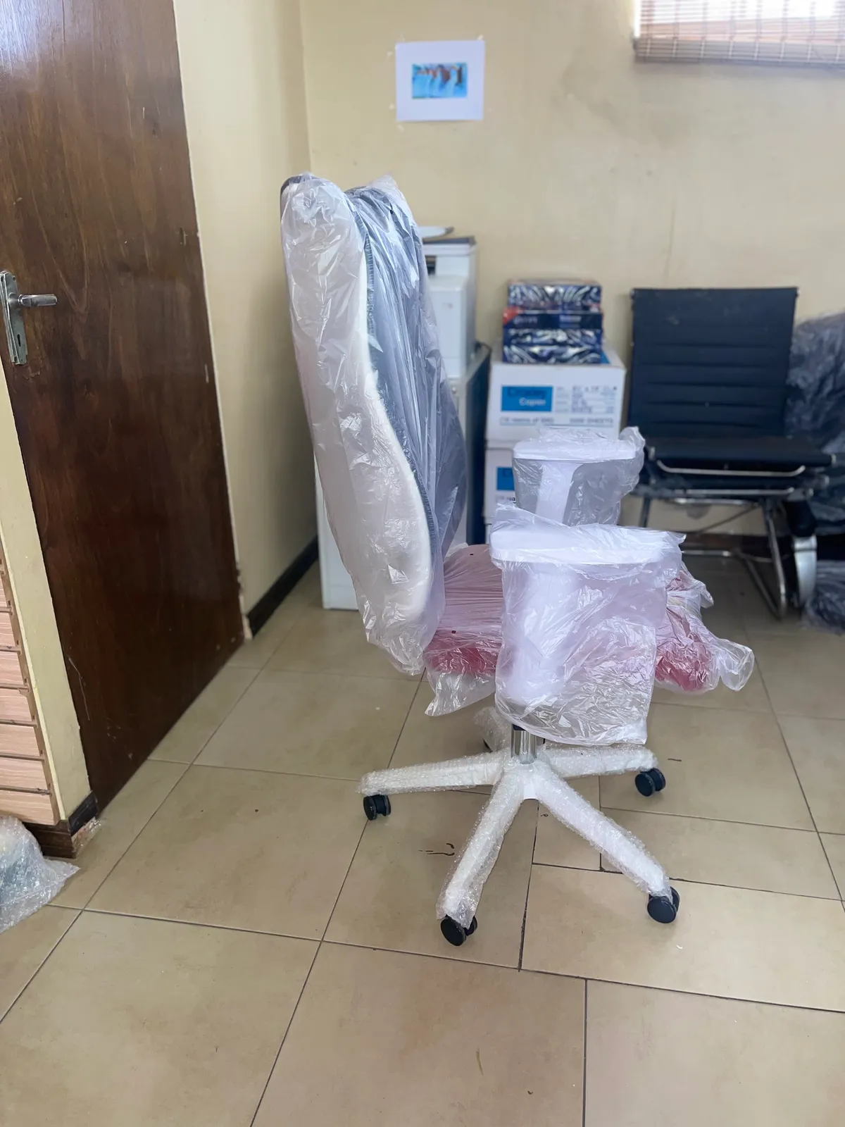 Ruby High Back Mesh Chair