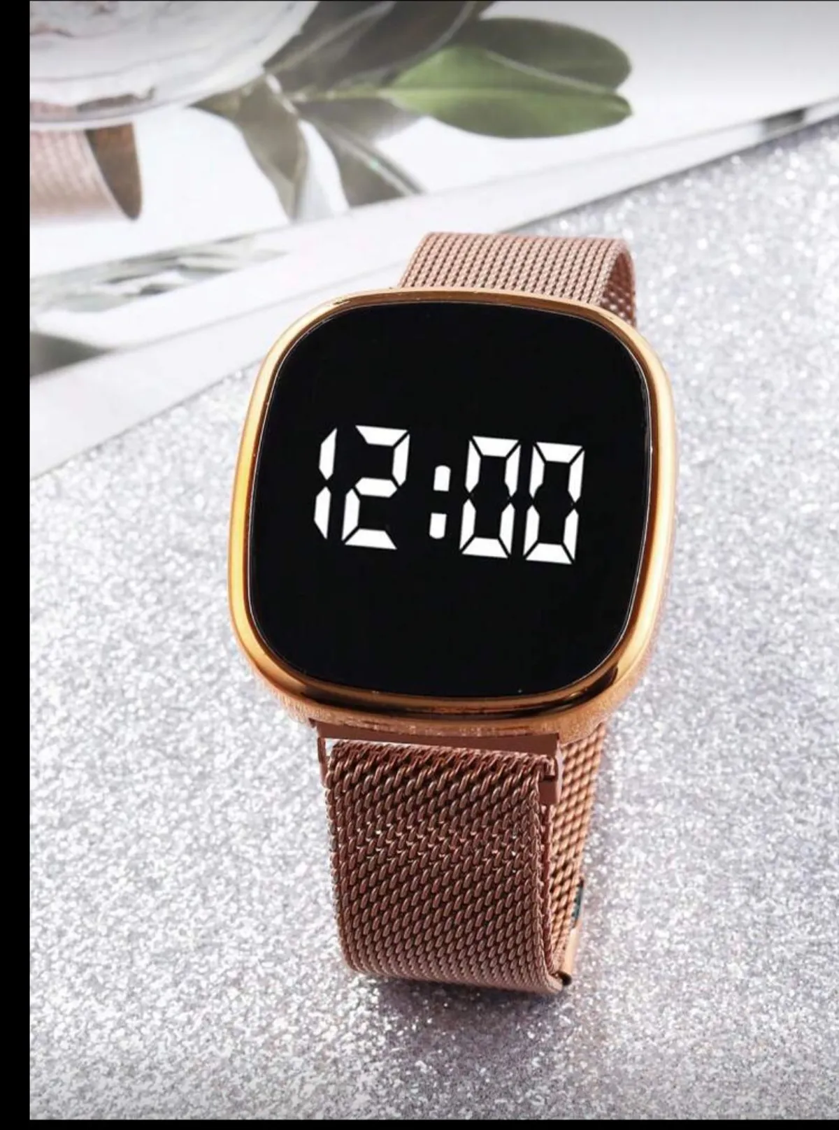 Innovative Dial Magnet Buckle Milan Strap Digital Sport Watch