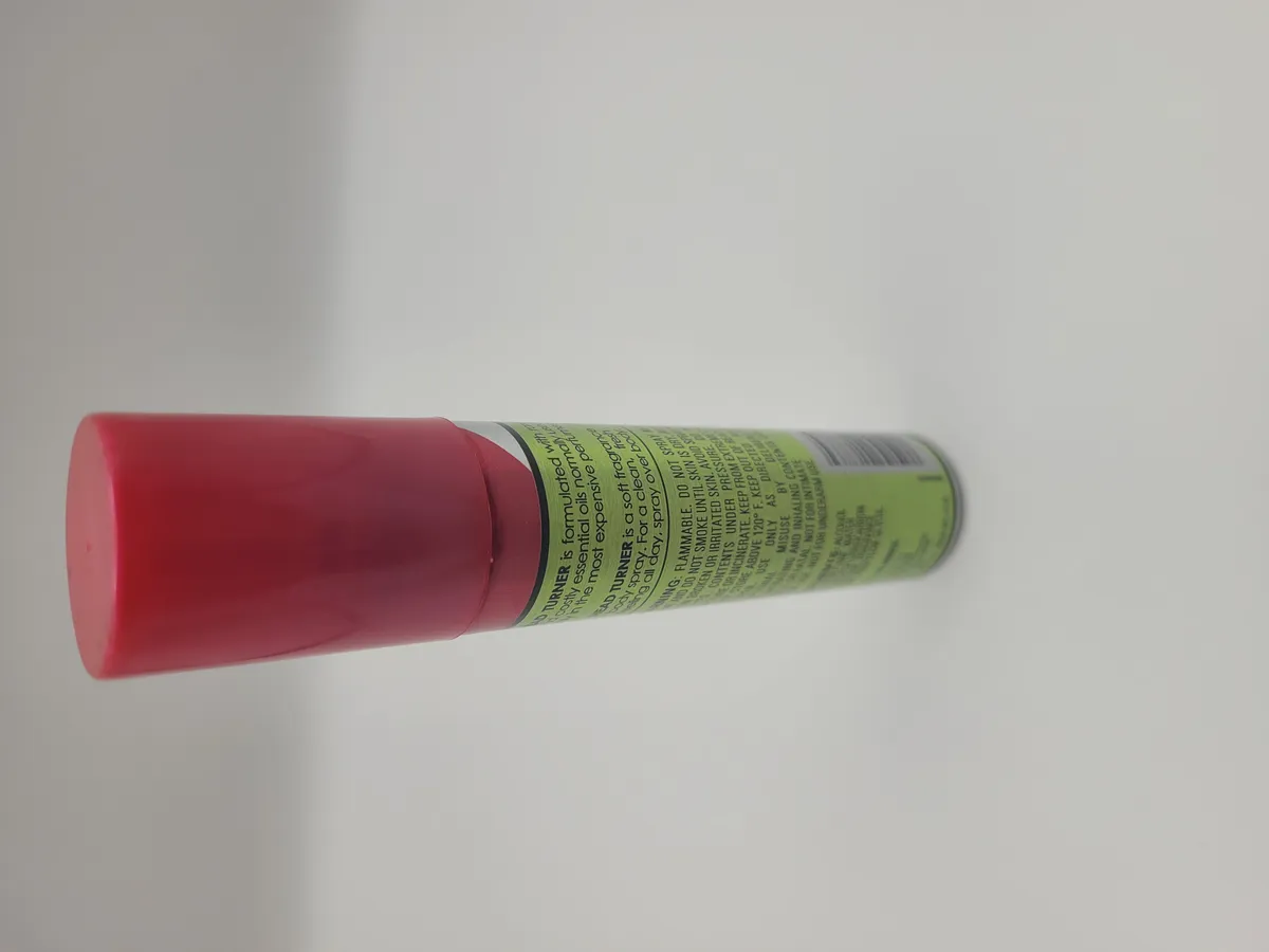 Parfums De Coeur Designer Imposters Head Turner Body Spray .5 oz for Women. Like Be Delicious Women Fragrance Body Spray.