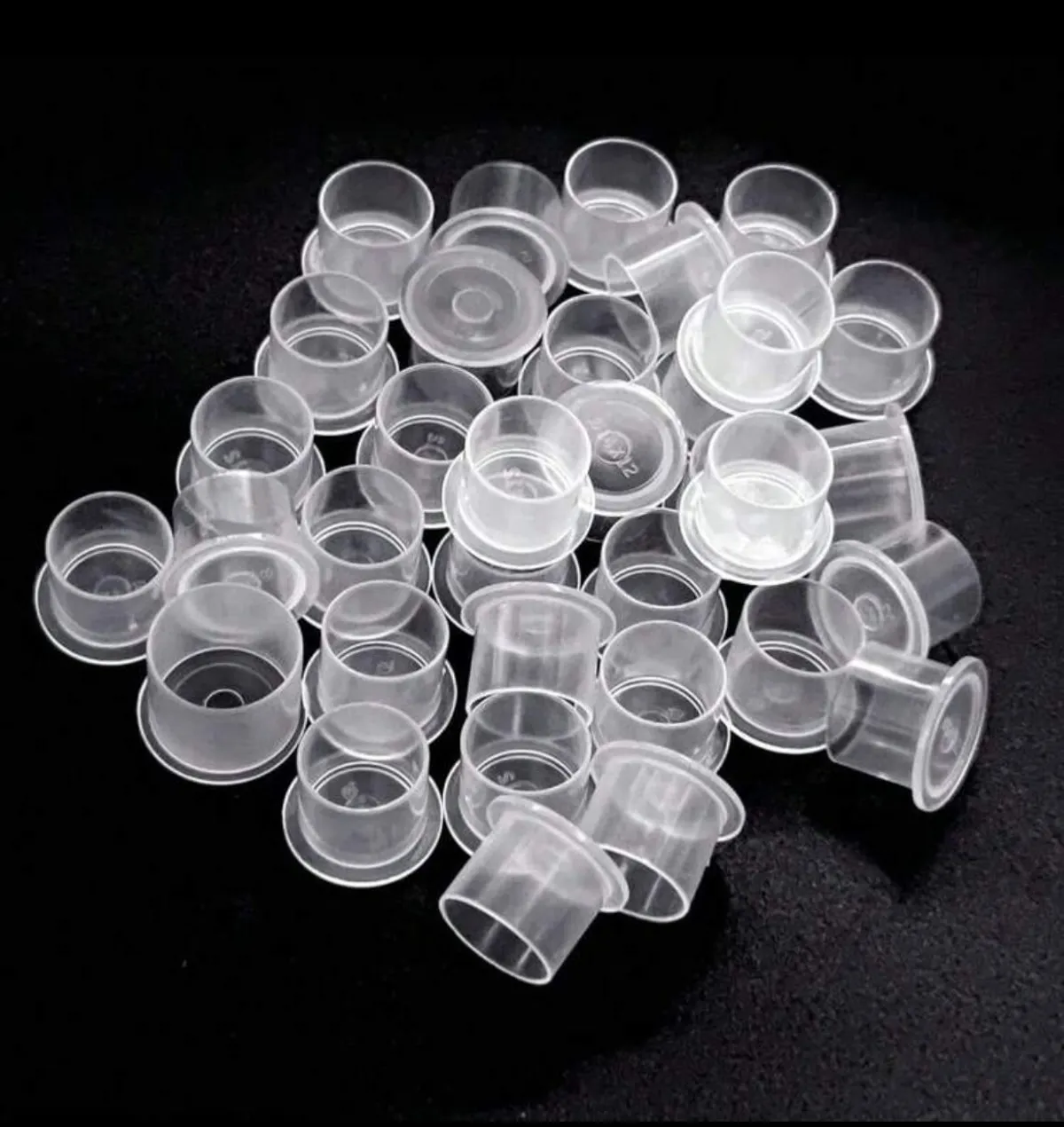Tattoo Ink Cups 100PCS 17mm Big Tattoo Pigment Cups With Base Disposable Plastic Tattoo Ink Caps Cups For Tattoo Ink Tattoo Kits Supplies