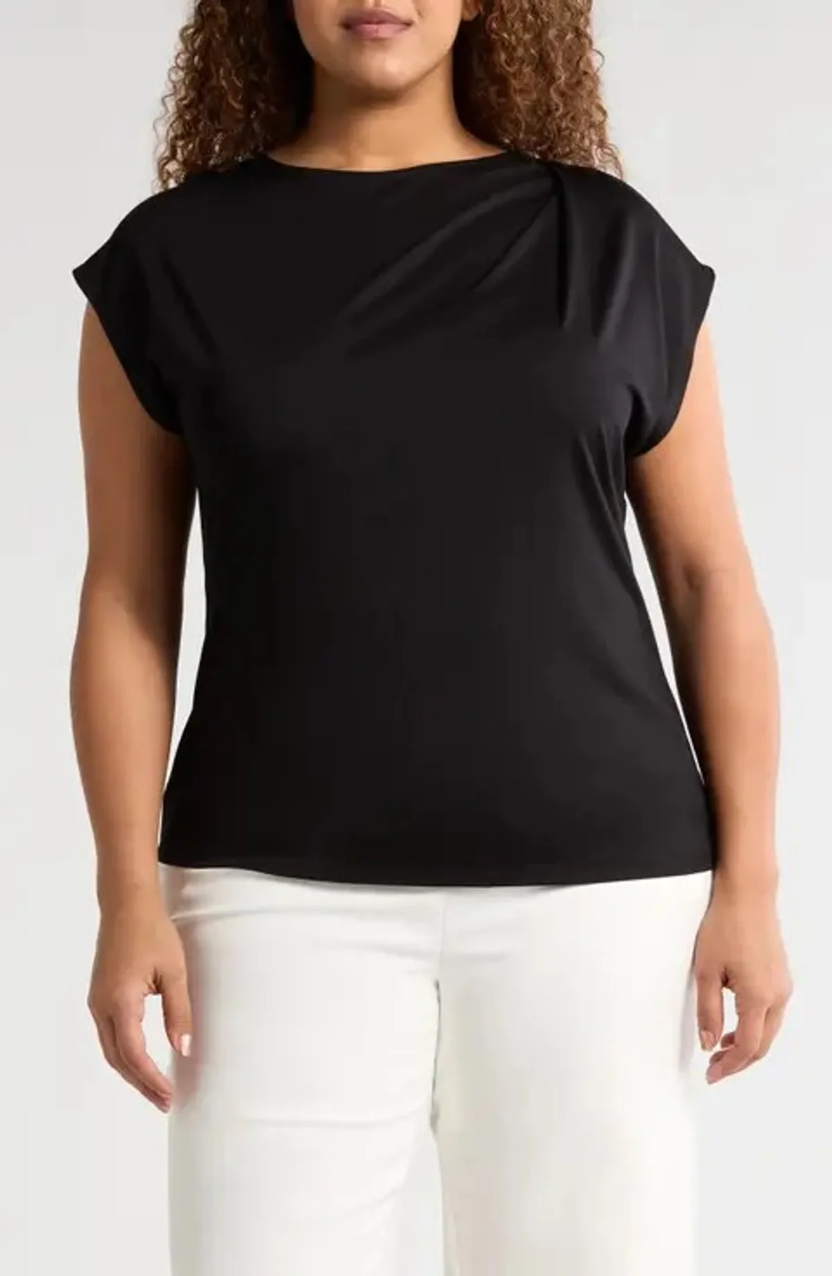Women black top round neck Size L