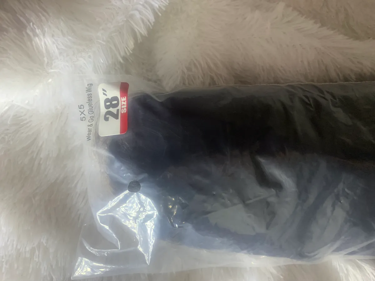 28 inch wear and go glueless wigs human hair pre plucked 5*5 HD lace closure wigs human hair 180% density Body wave no glue needed