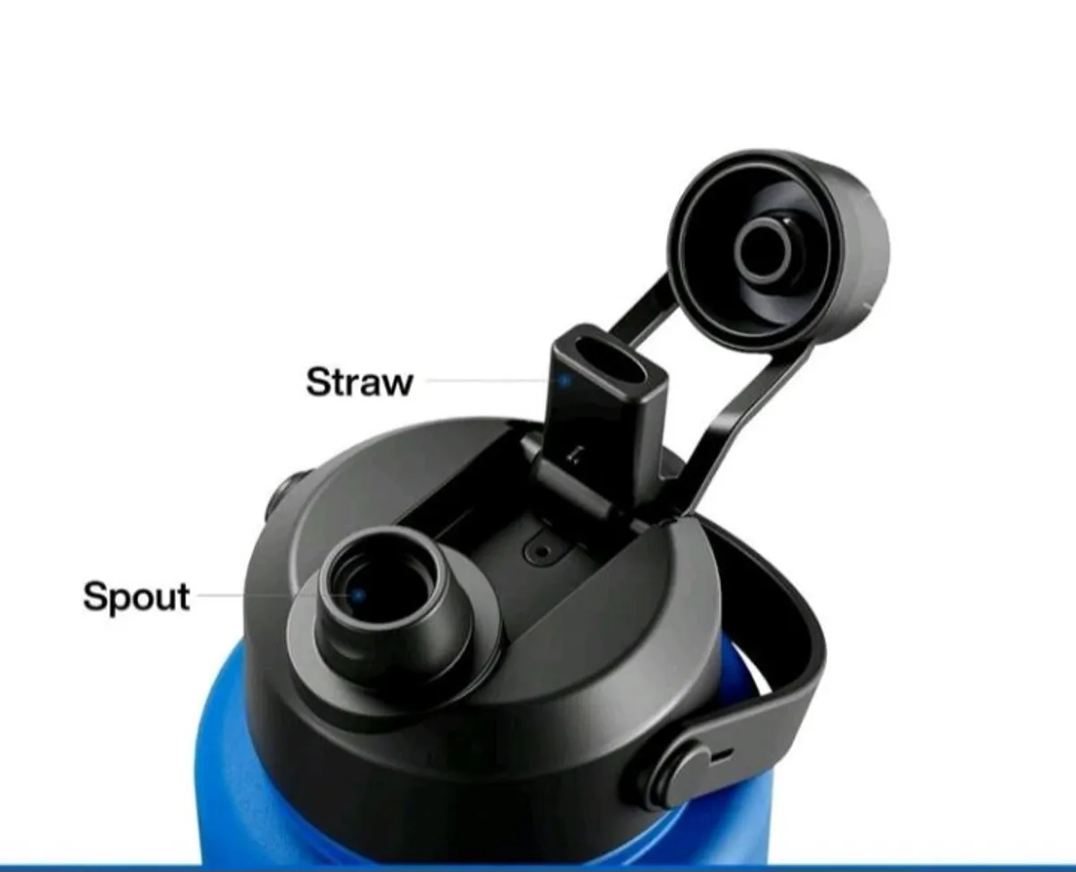 Powcan insulated water bottle , Blue