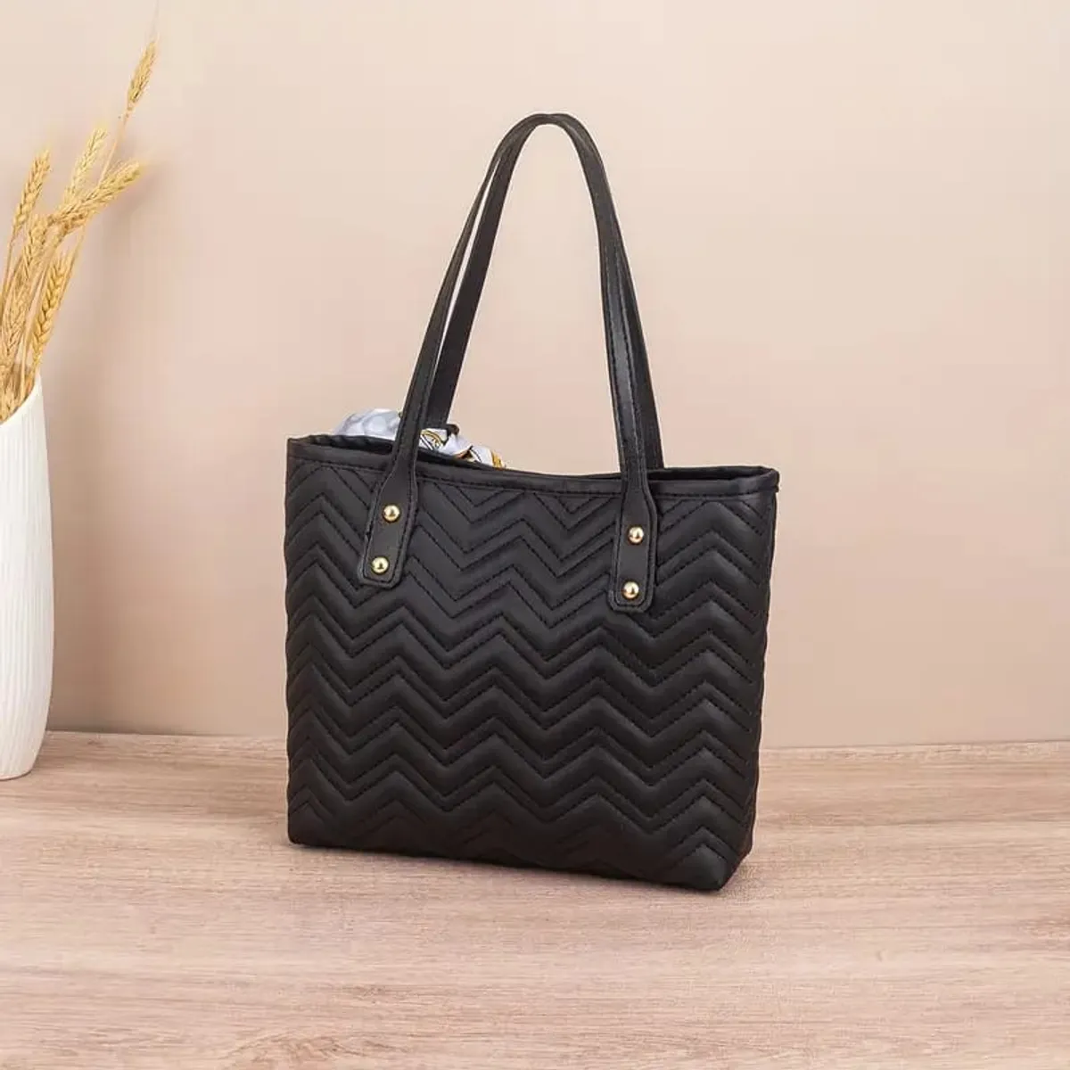 Women Black bag.