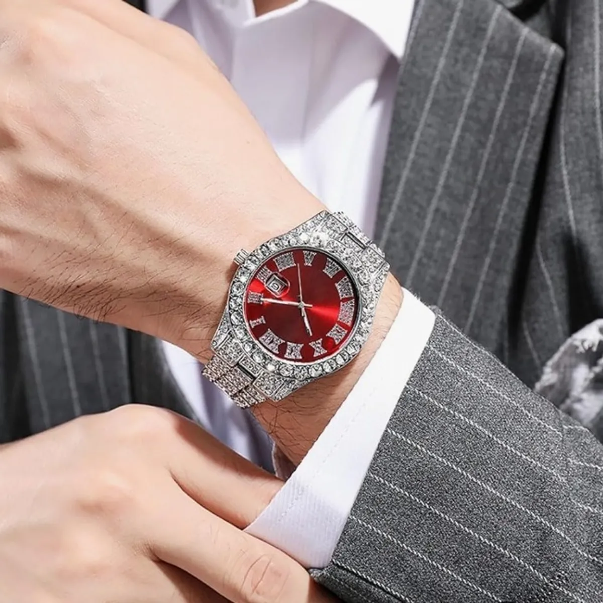 Unisex Luxury Iced Out Watch Mens Diamond Watches Roman Numerals