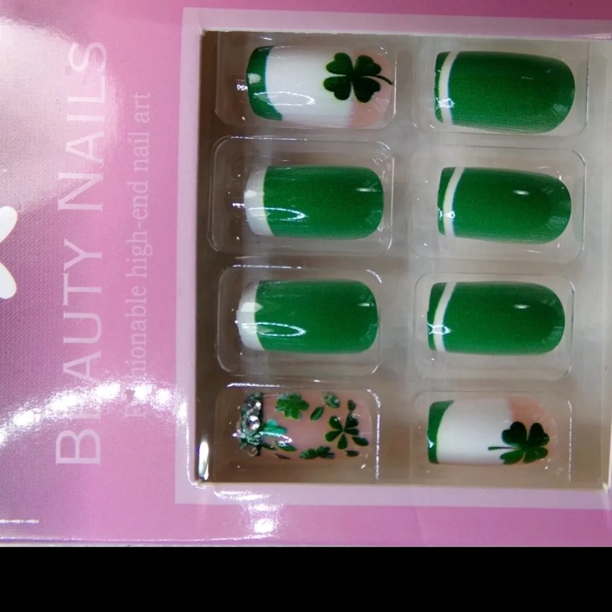 St. Patrick's Day Nails  Green & White Press Ons