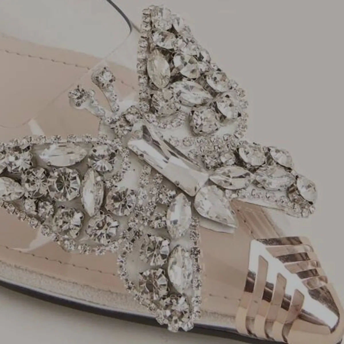 Women  Clear Rhinestone Decor  Flat Shoes With Bow Knot Design-Size 8.5