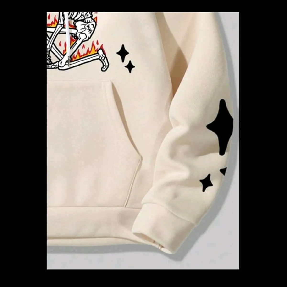 Street Life Men's Hoodie With Letter And Skeleton Print - Size S