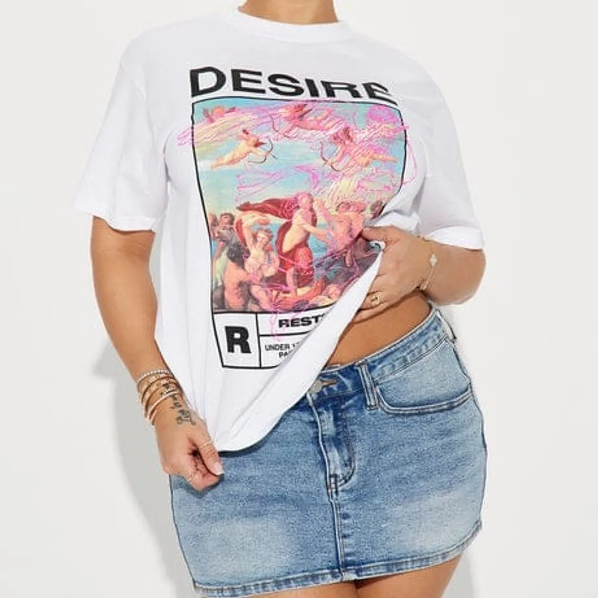 Desire Graphic Tee White - Size: S