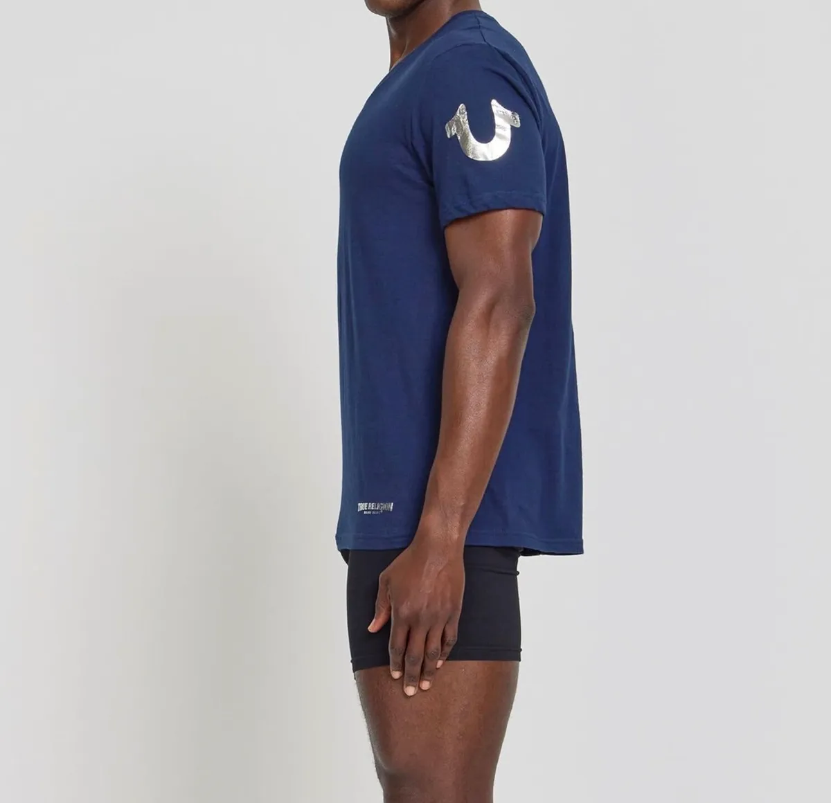 TRUE RELIGION T SHIRTS SIZE M