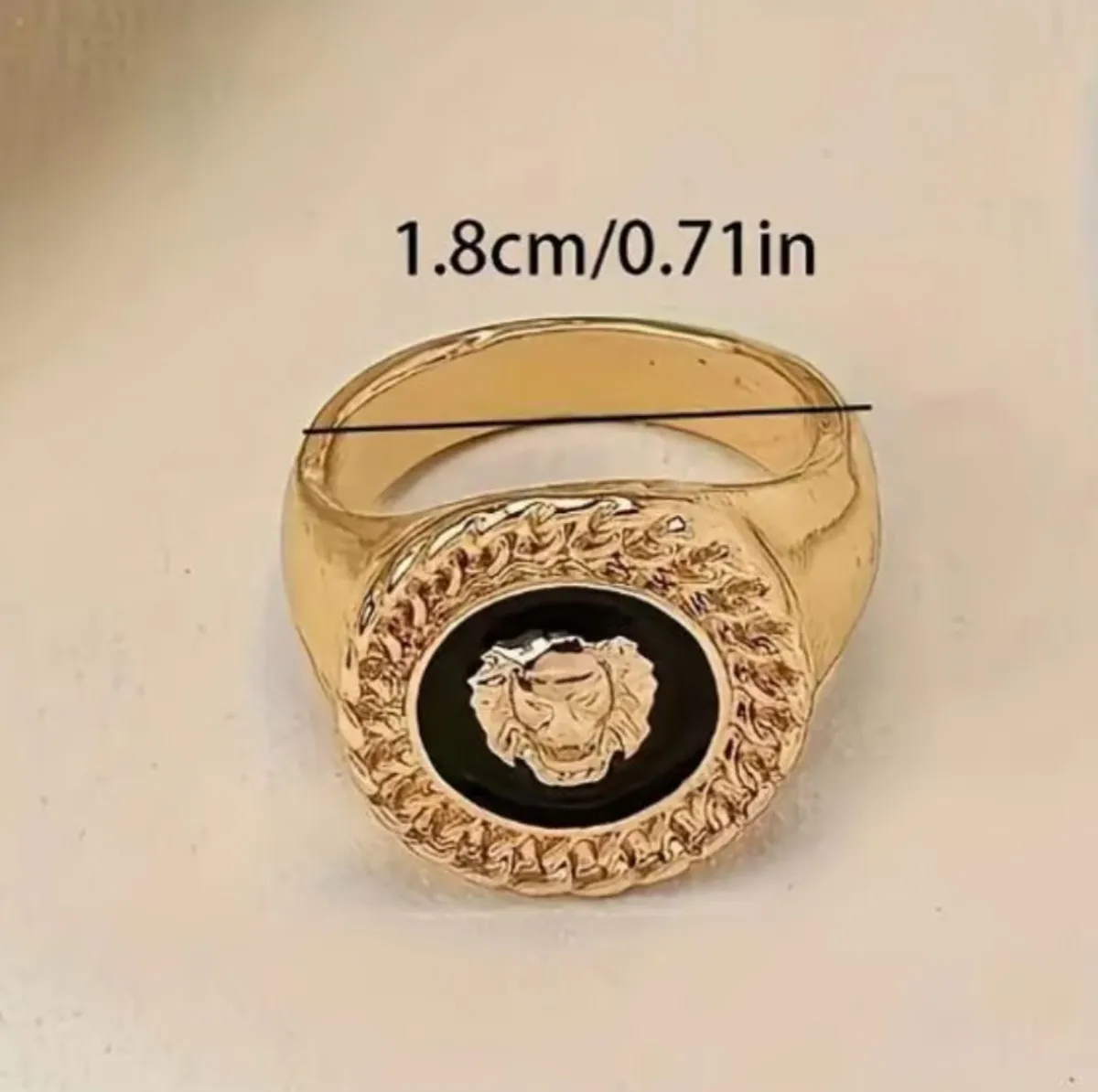 Gold Lion Head Motif Stylish Show Ring