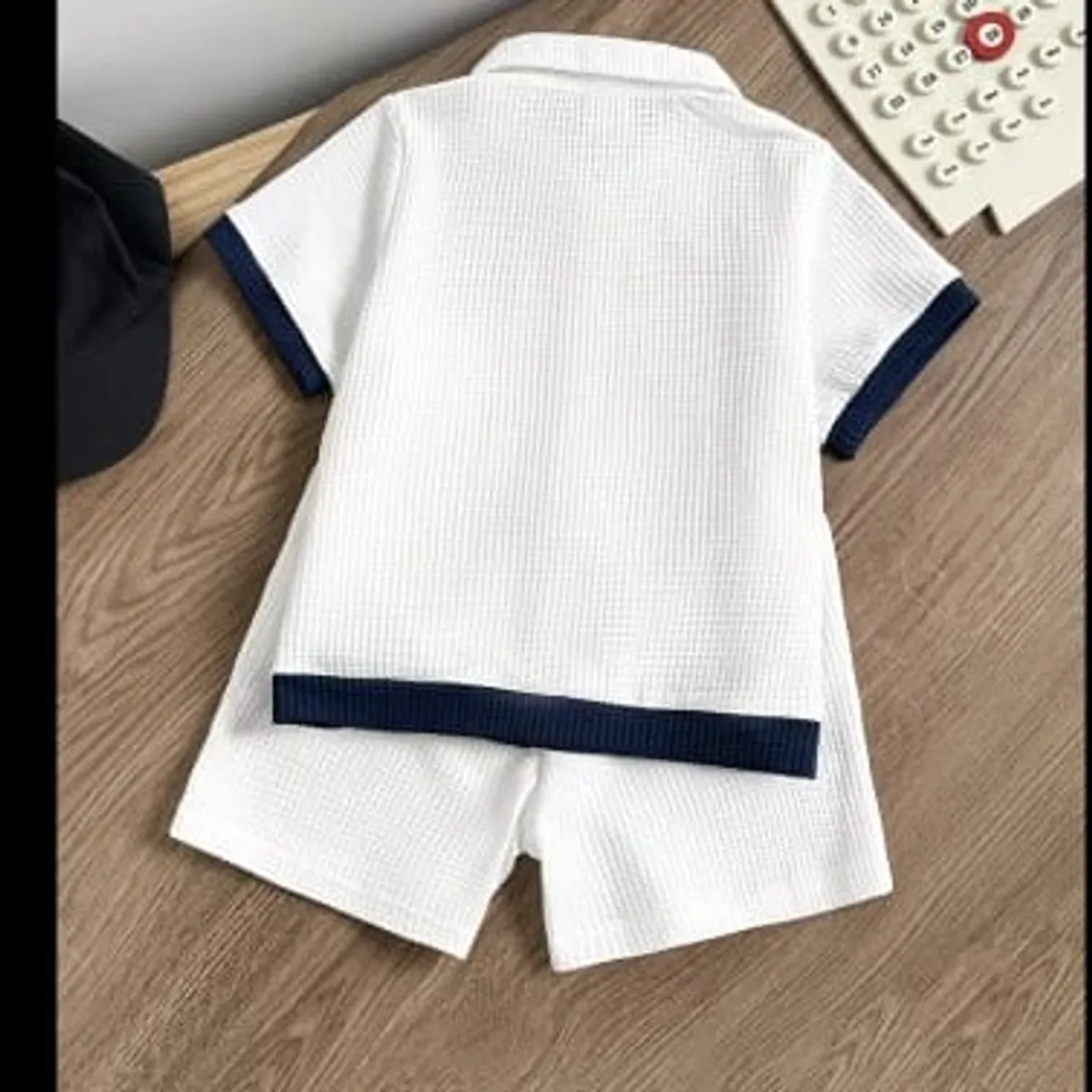 2pcs Boys' Clothing Set: Contrast-color Lapel Open-front Shirt & Elastic Waist Casual Shorts - Size 6Y