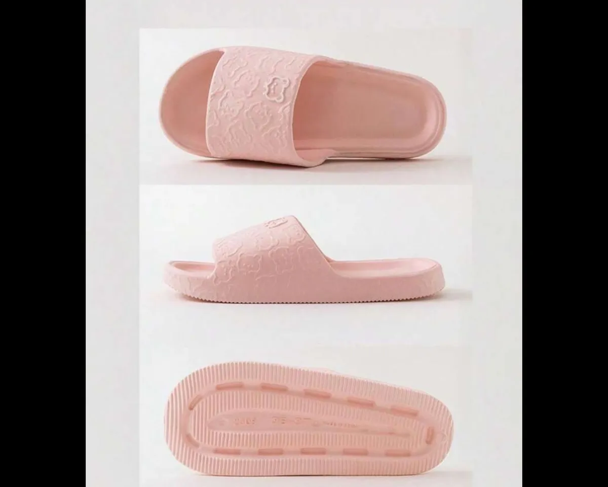 Cute Cartoon Bear EVA Pink Slippers, Unisex, Non-Slip Soft Sole, Indoor Home Bathroom Slippers - Size 8 - 8.5