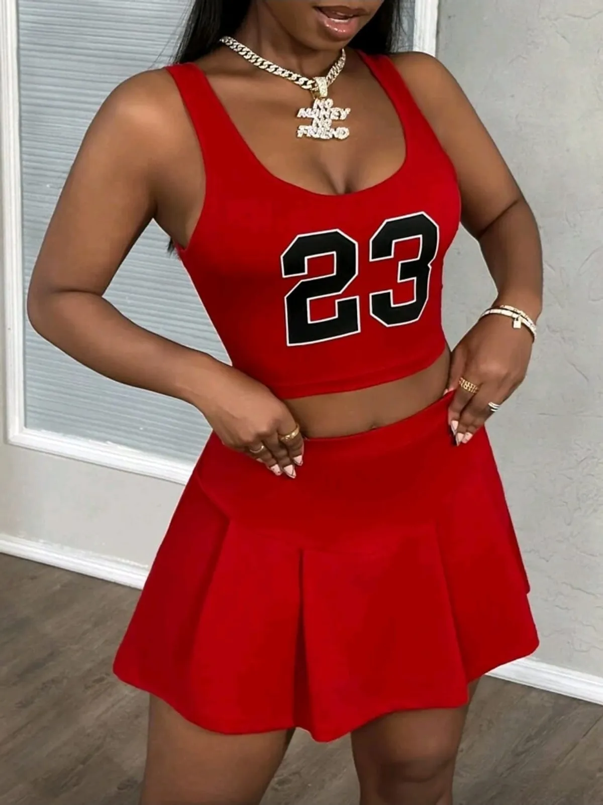 2pcs/Set Women's Casual Holiday Letter Printed Sleeveless Crop Top And Pleated Skirt Set