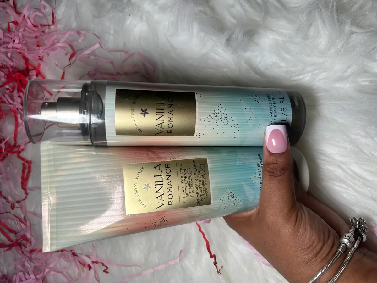 Bath and Body Works Vanilla Romance Body Cream and Mist Set