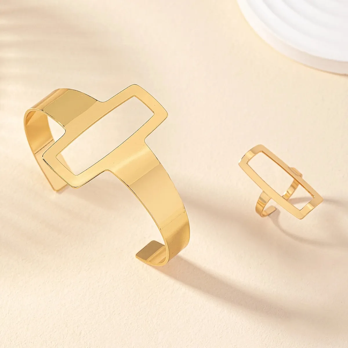 1pc Metallic Fashionable Geometric Bangle And 1pc Geometric Ring