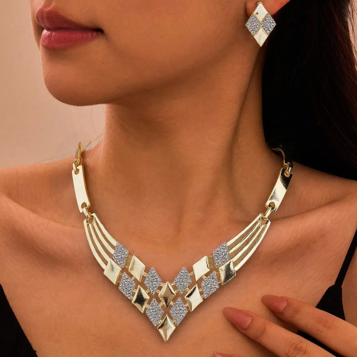 3pcs Women's Rhombus Crystal Jewelry Set, Necklace & Earrings, Gold Plated