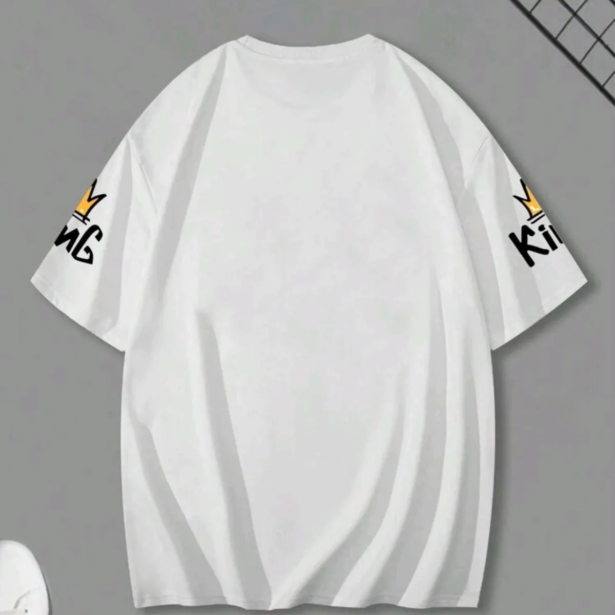 Claim Dot Men Loose Funny Cartoon & Slogan Graphic Drop Shoulder Short Sleeve Tee - Size: S