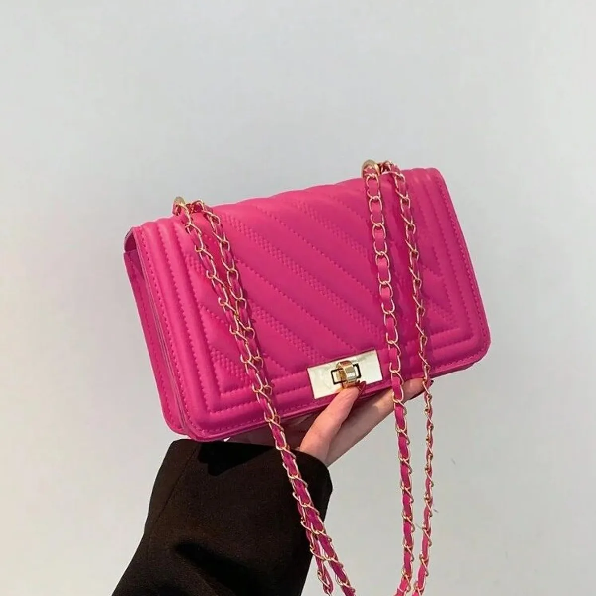 Women’s Pink Mini Quilted Chain Crossbody Handbag