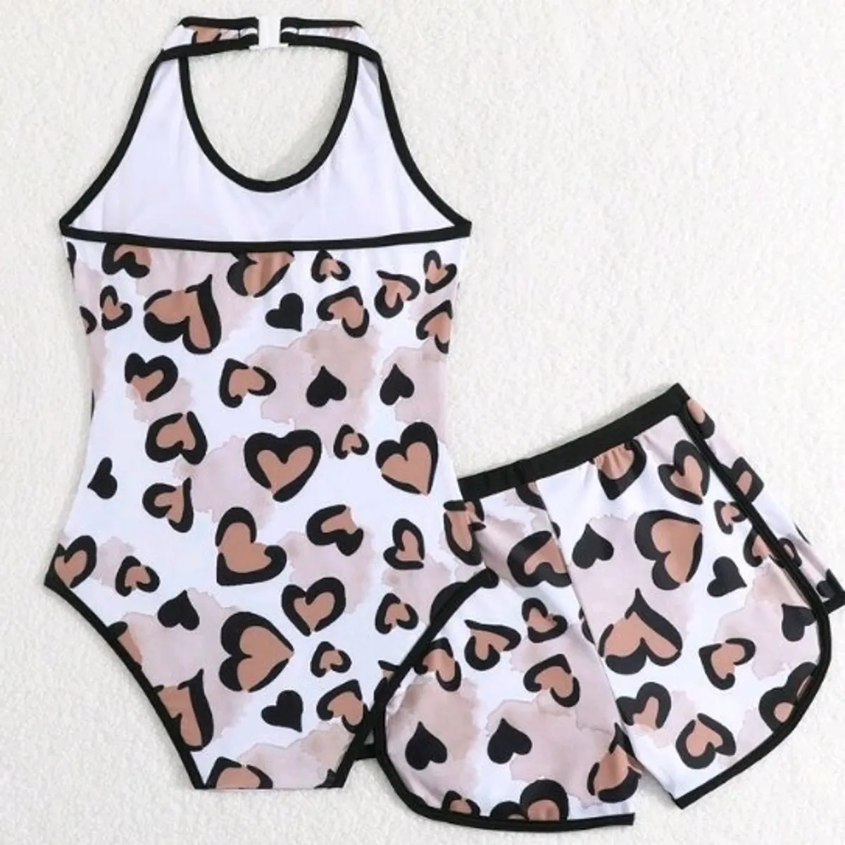 1pcs Girl Beach Heart Print Halterneck One Piece Swimsuit With Cover-Up Shorts-Size 10Y