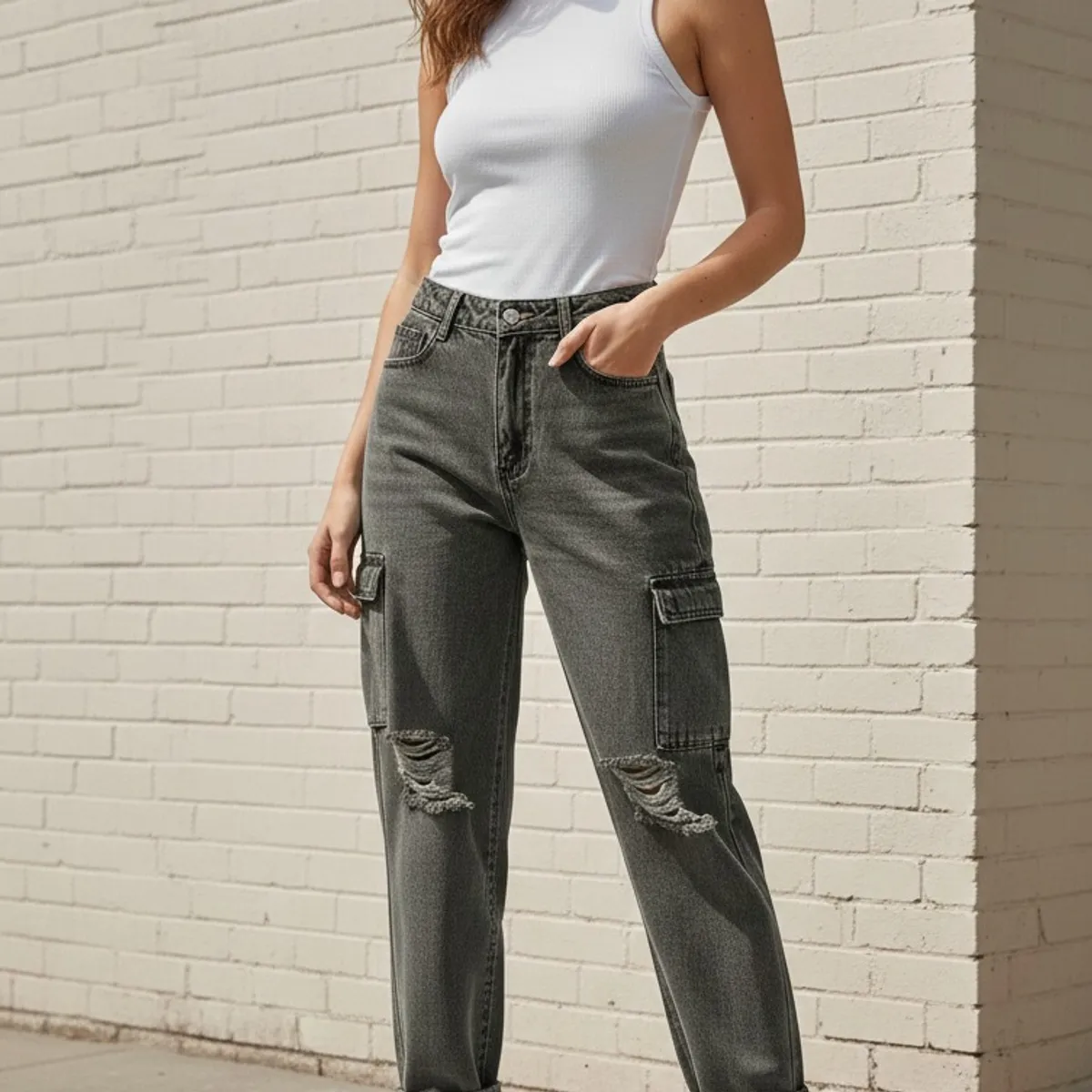 Women Black Distressed Boyfriend Jeans-Size S