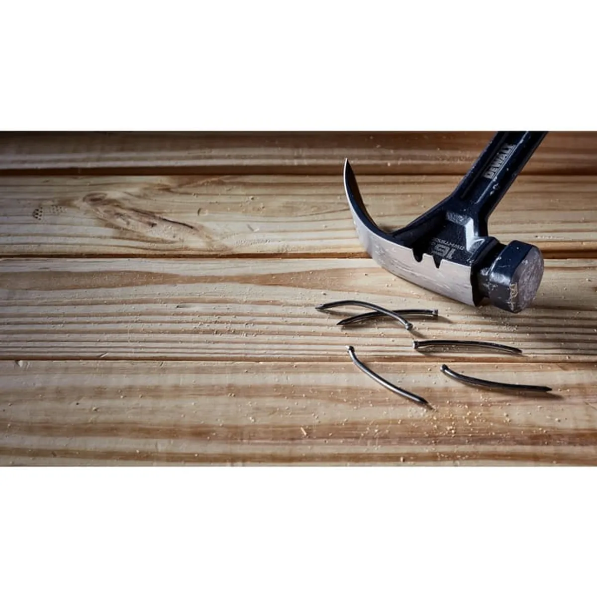 DEWALT DWHT51007 Curved Claw Steel Hammer 28oz