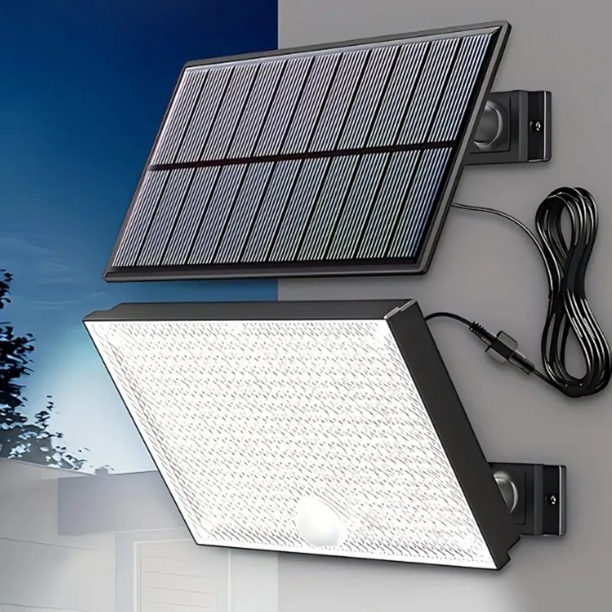 Solar-Powered Outdoor Light, IP54 Solar Floodlight, Three-Mode Remote-Controlled Motion-Sensing Outdoor Light,