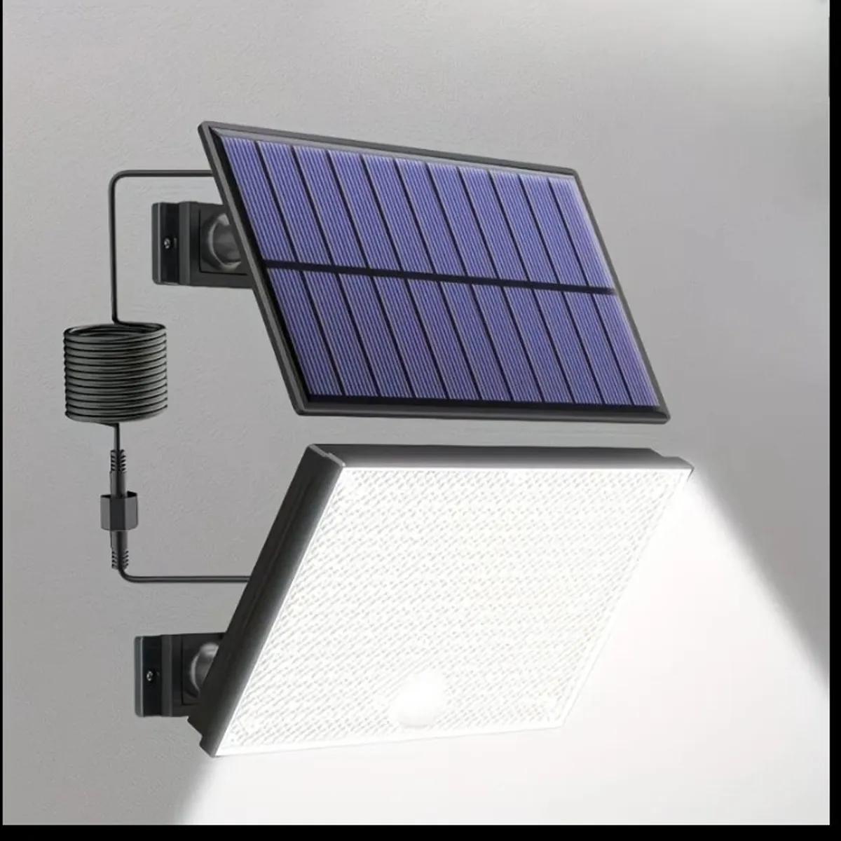 Solar-Powered Outdoor Light, IP54 Solar Floodlight, Three-Mode Remote-Controlled Motion-Sensing Outdoor Light,