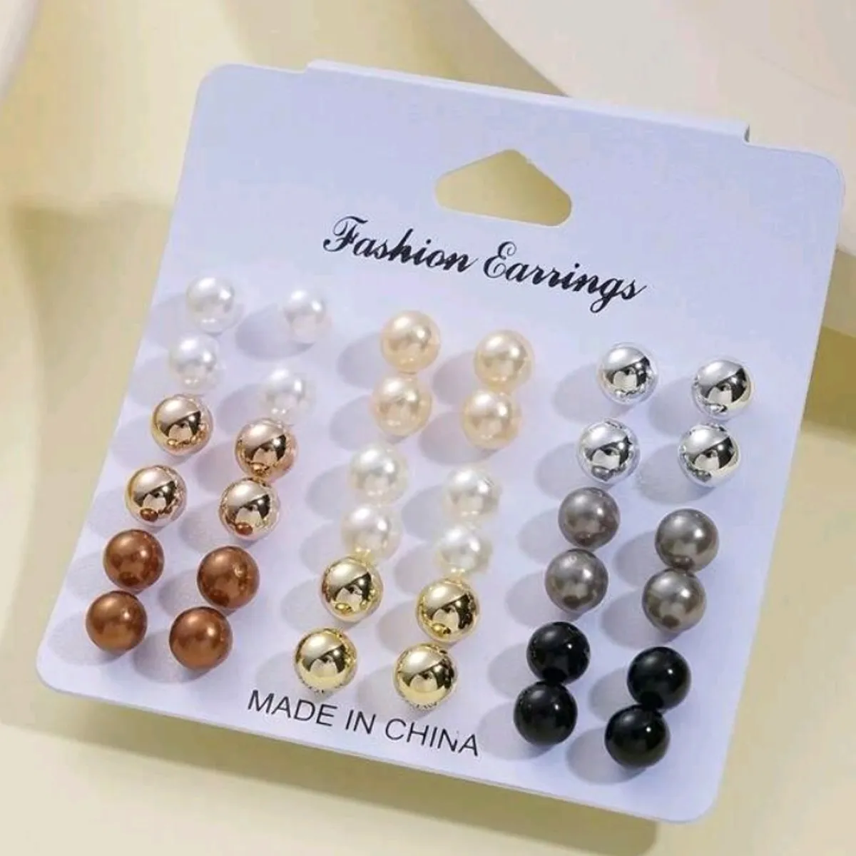 18 Pairs Set Of Women's Fashion Imitation Pearl Earrings