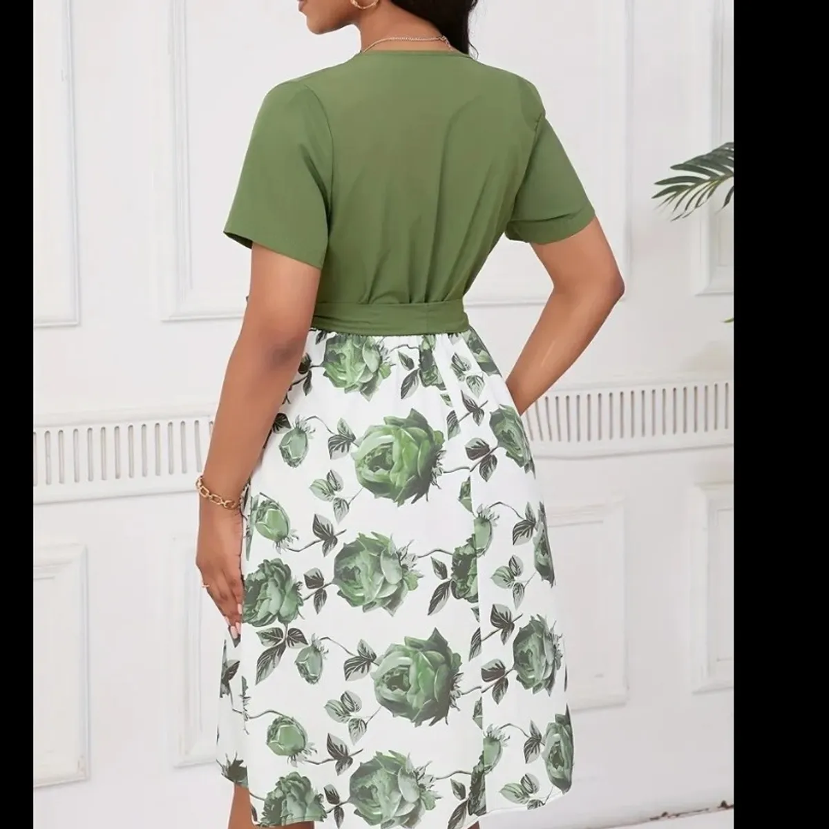 Book Core Thousand Directional YY1126150 Belt V-Neck Elegant Dress - Size S