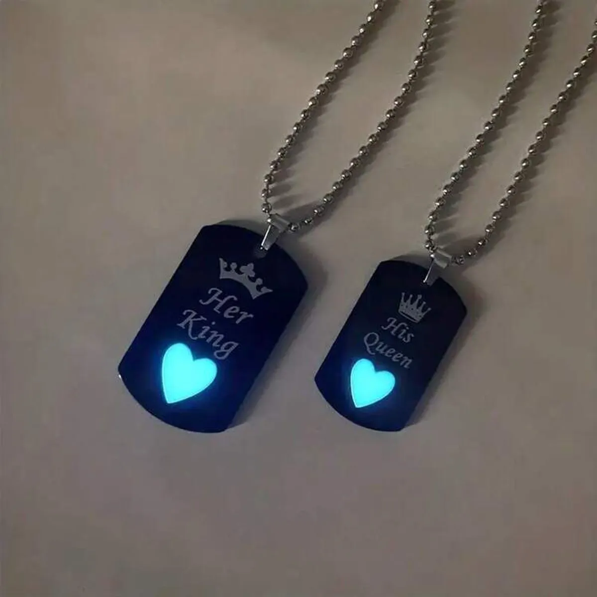 2Pcs Luminous Heart King & Queen Crown Stainless Steel Couple Necklace Set