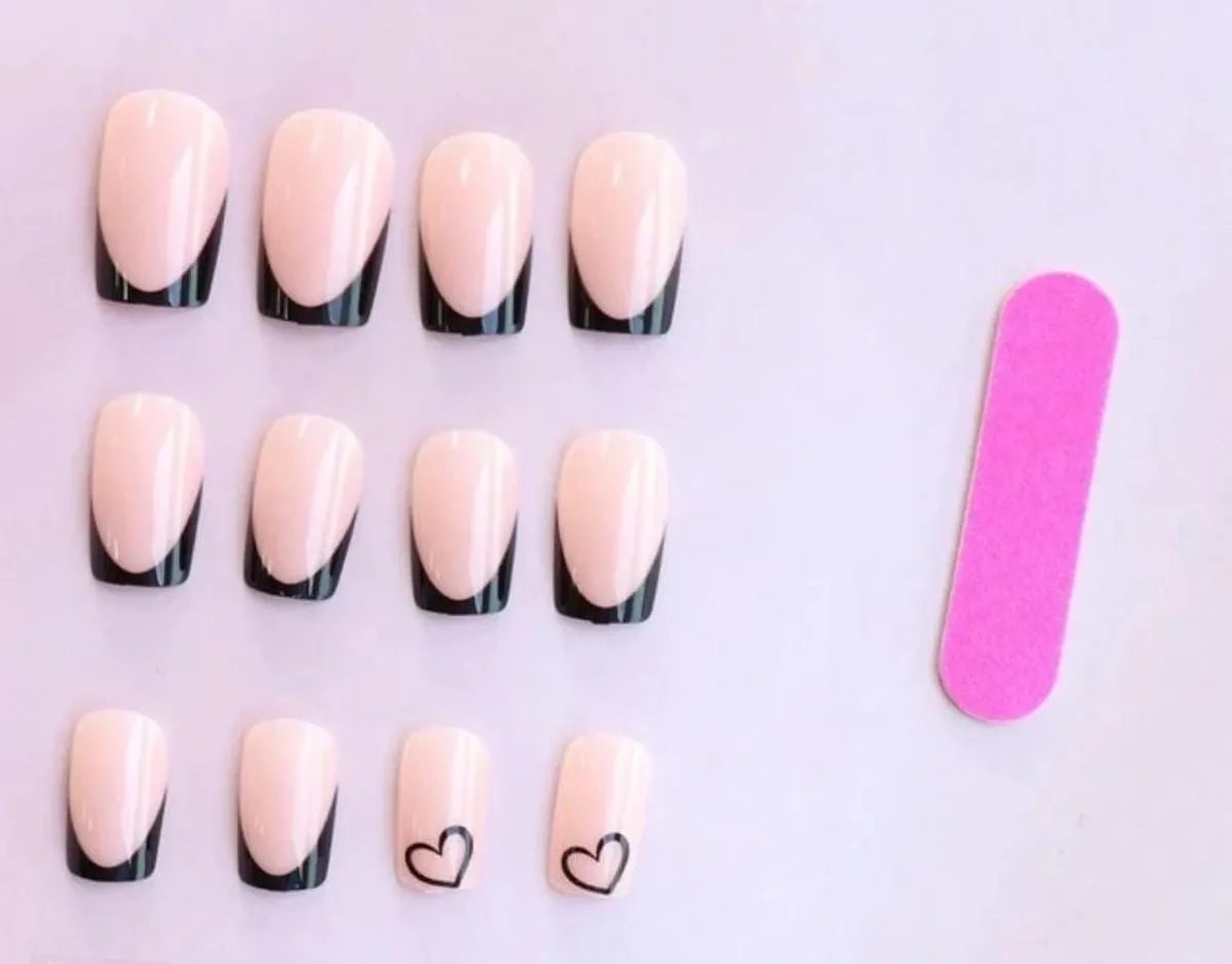 24 Glossy Long Square Fake Nails, Black French Tip Press On Nails With Heart Design