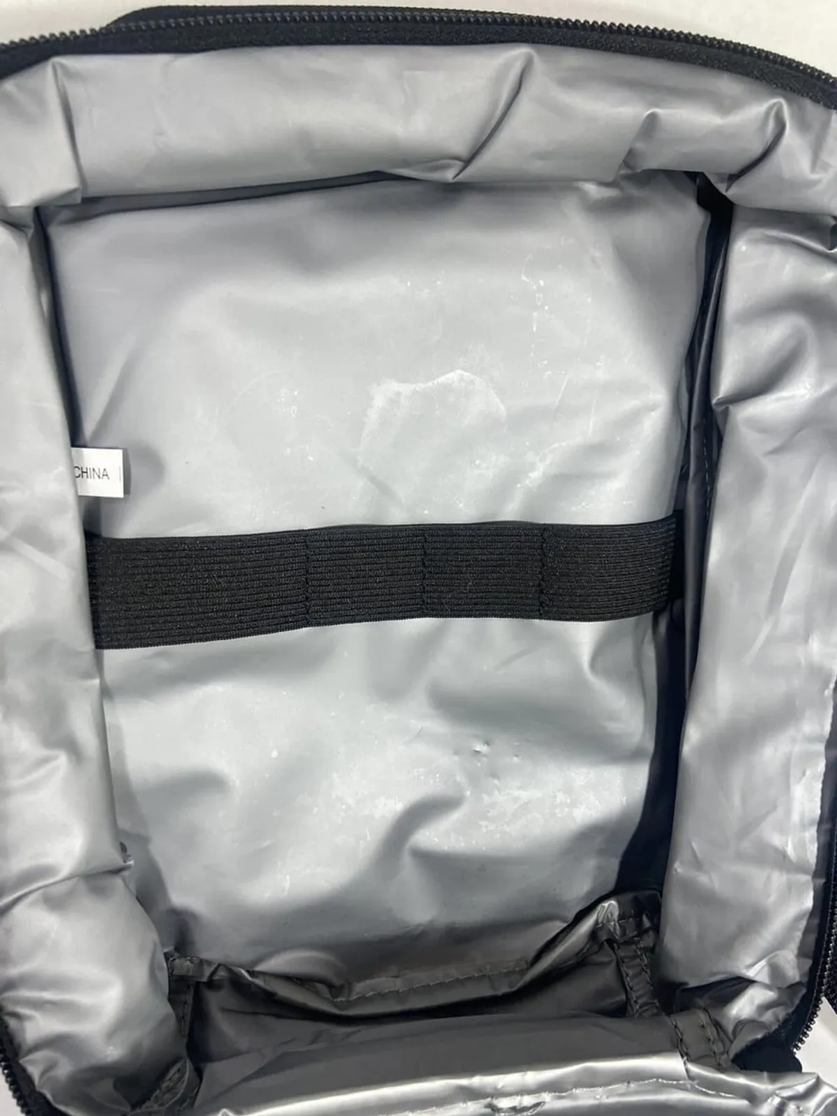 Kids Insulated, Dinosaur Lunchbag With Adjustable Straps