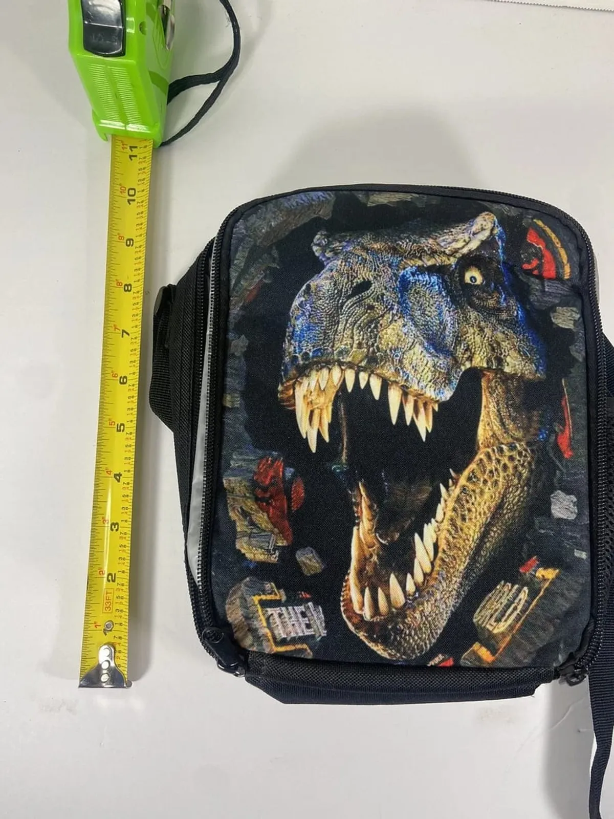 Kids Insulated, Dinosaur Lunchbag With Adjustable Straps