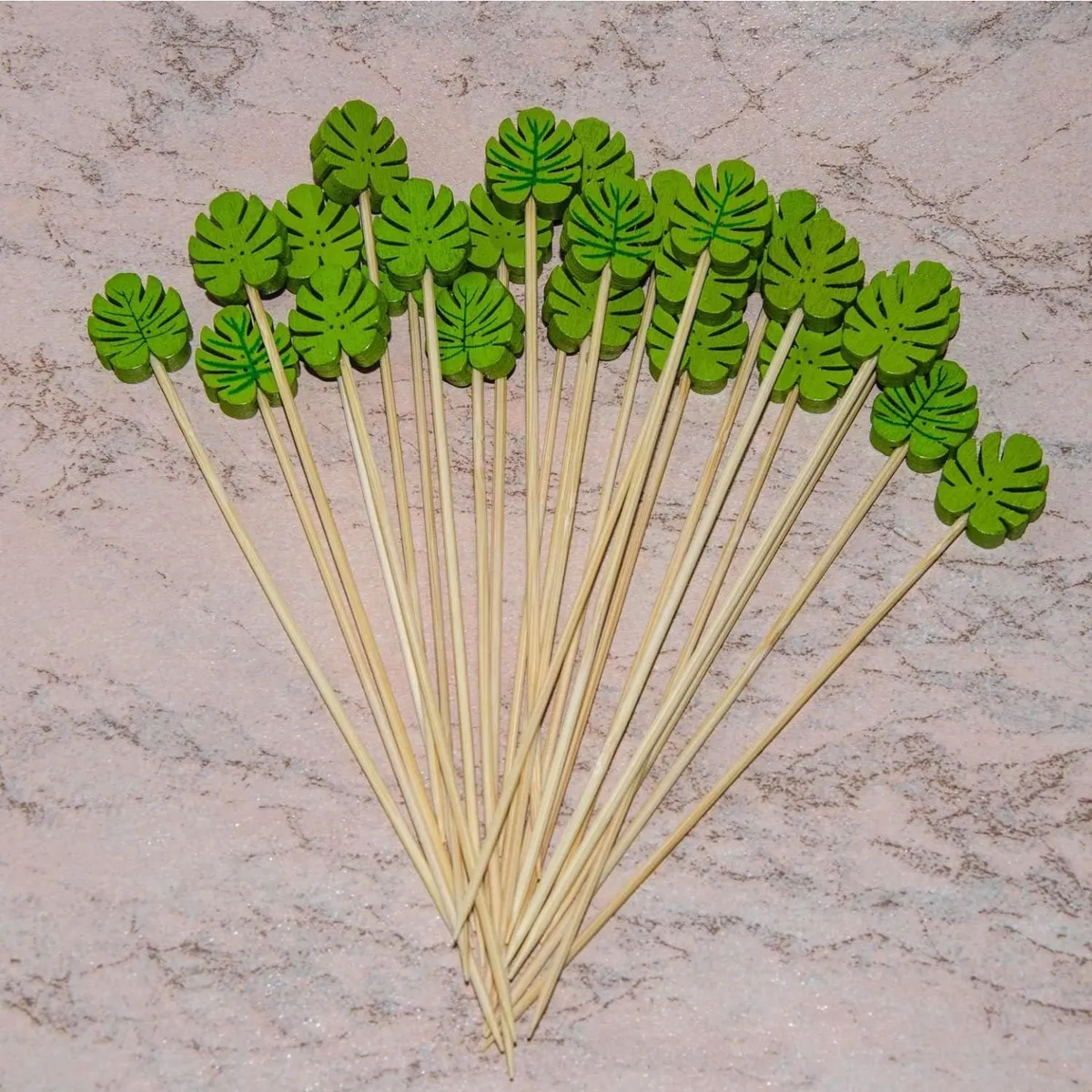 50Pc Bamboo Pick Buffet Tropical Leaves Cupcake Fruit Fork Dessert Salad Stick Cocktail Skewer for Party Decor