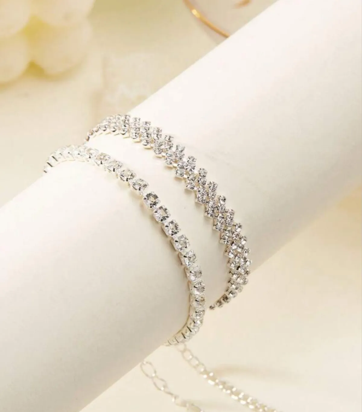 2 PCS  Fashionable Asymmetrical Diamond Inlaid Anklet