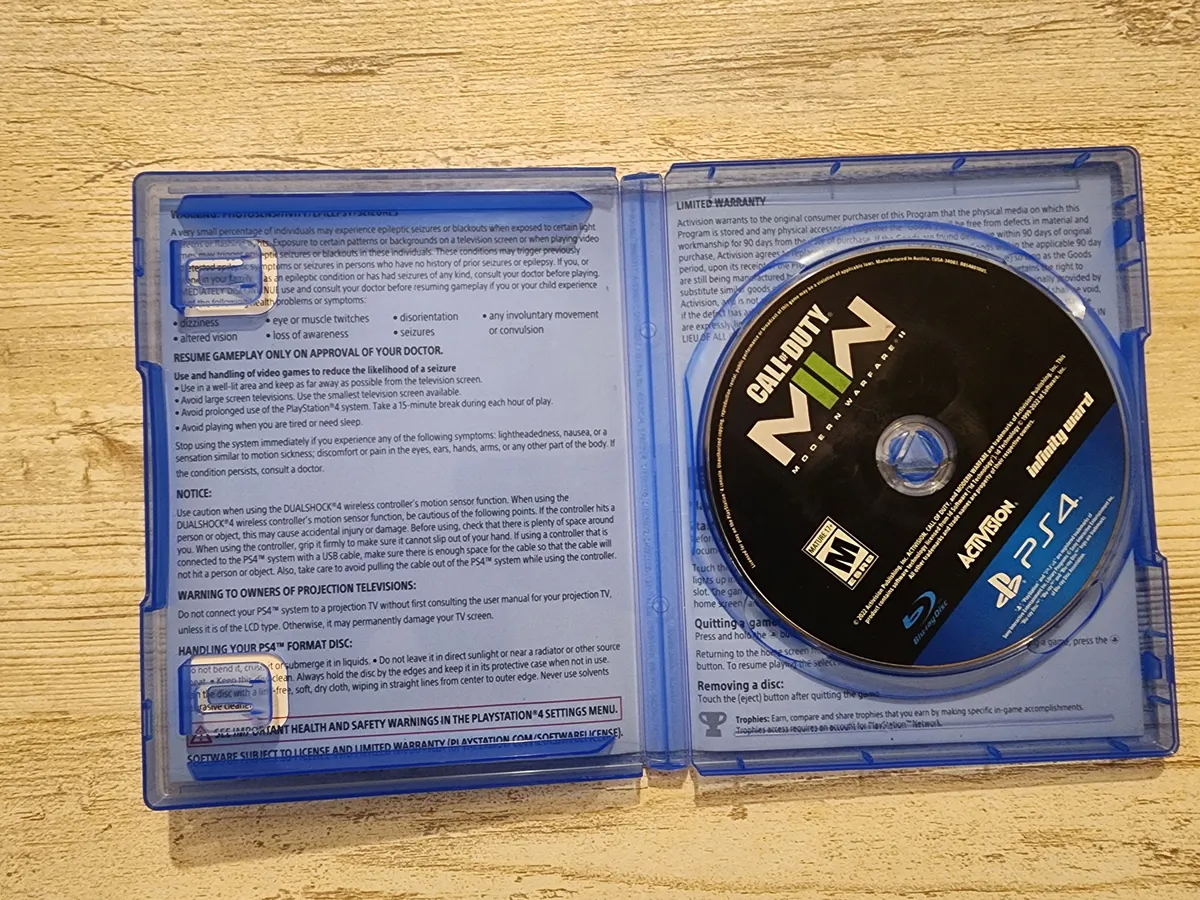 Pre Owned Call of Duty Modern Warfare 2 for PS4