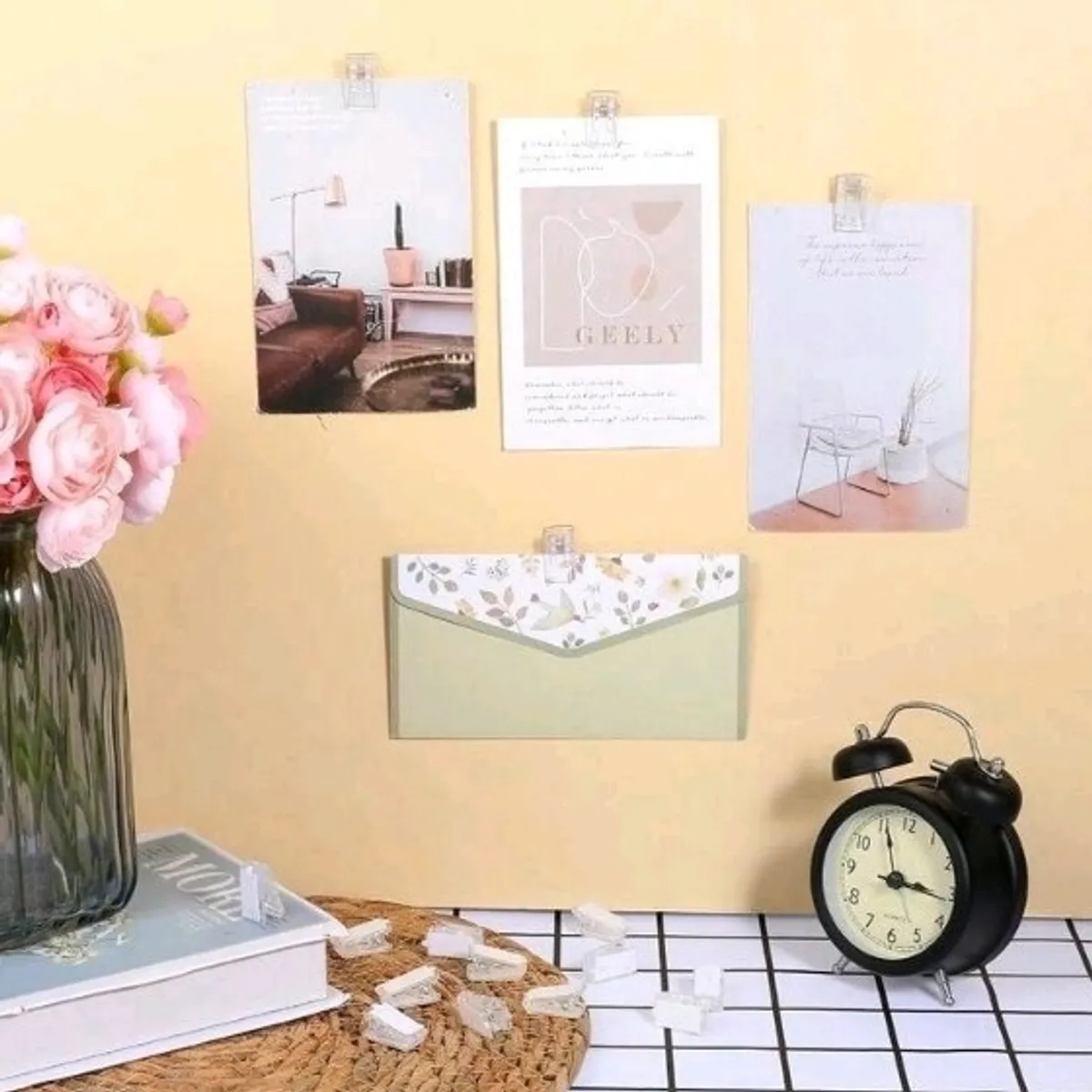 50 Pcs Tapestry Wall Hanging Clips Self Adhesive Clips Hanging Double-Sided Adhesive