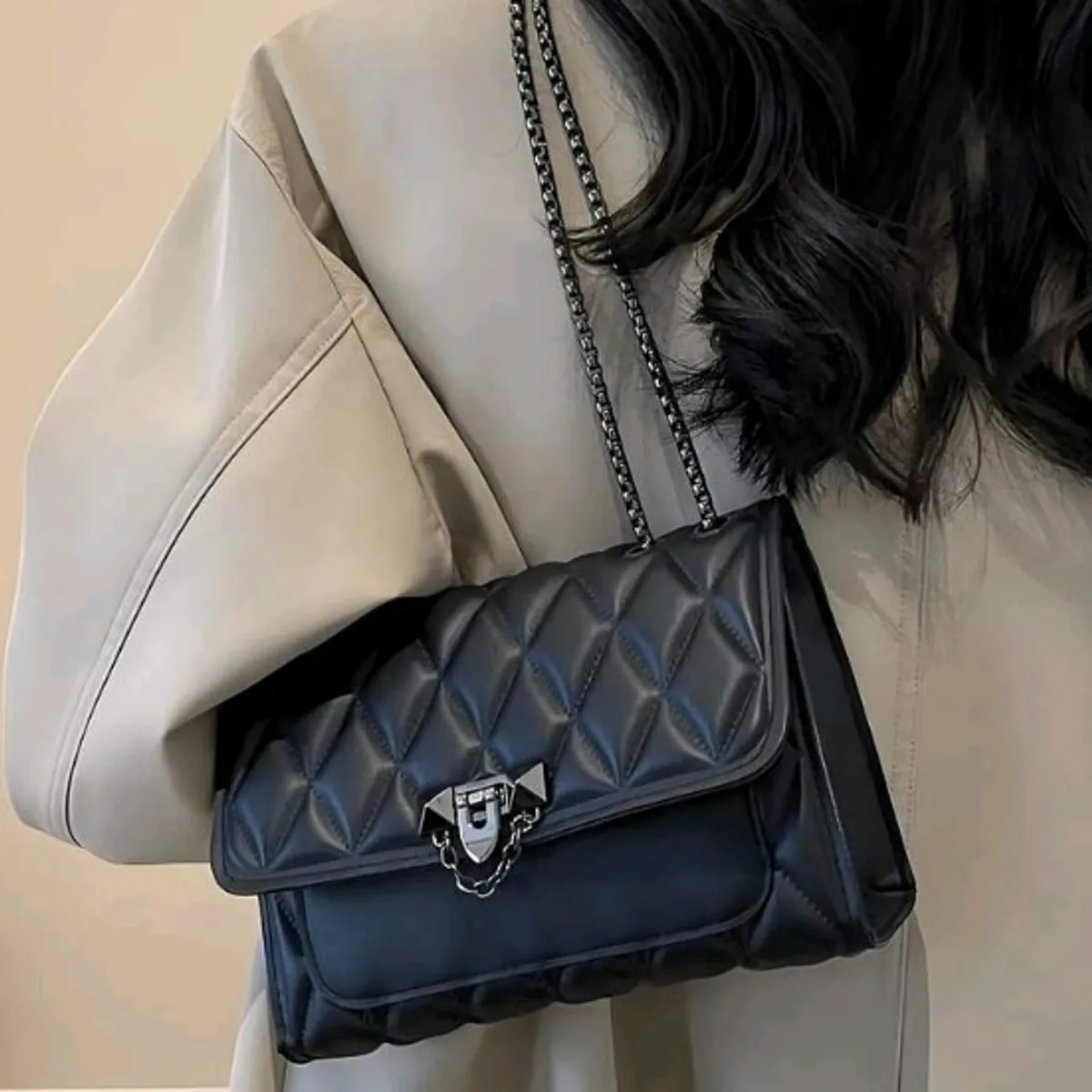Women's  Black Small Square Chain Crossbody  Bag