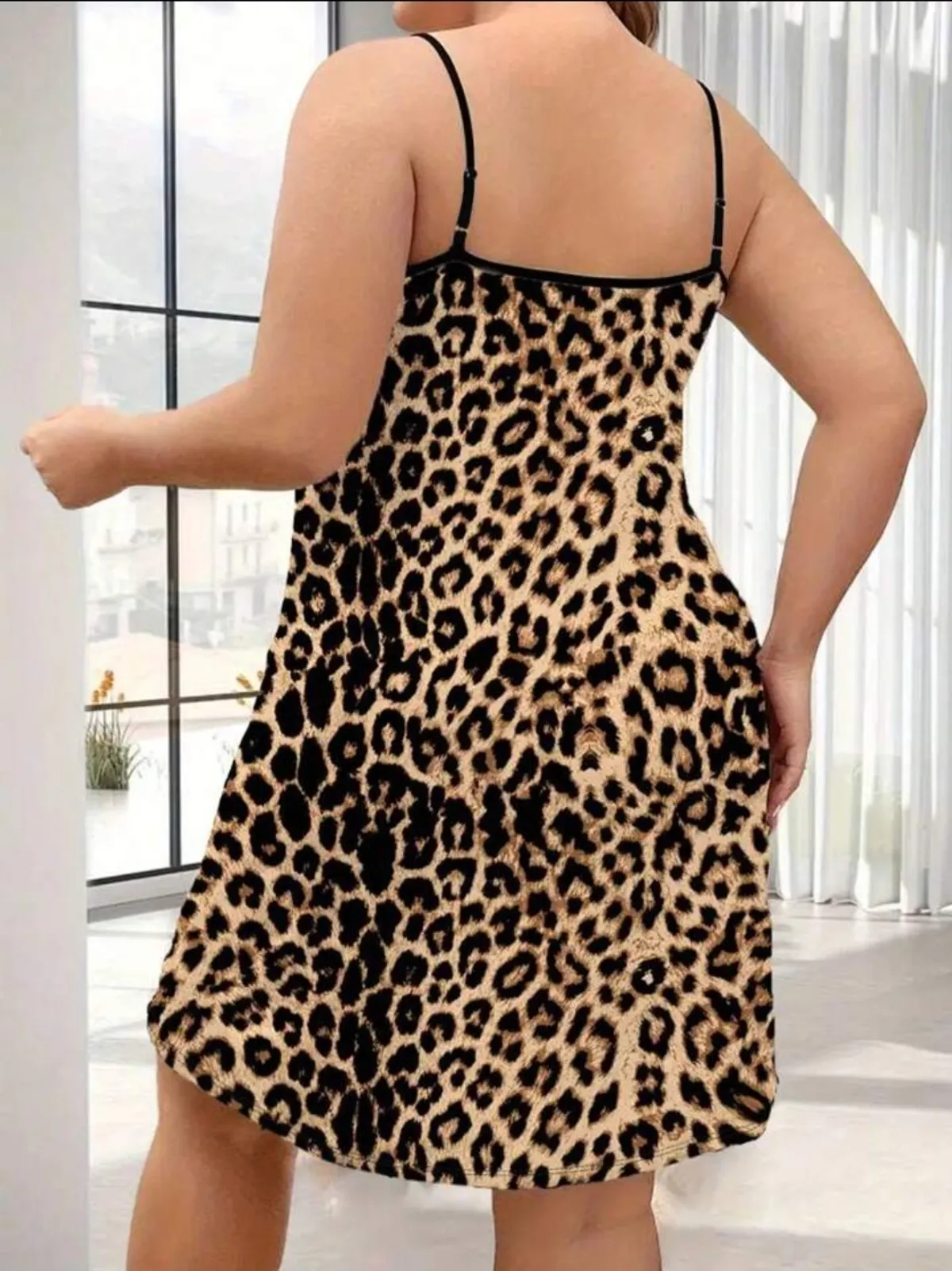 Women's Plus Casual Sleep Dress, Plus Size Leopard Print Short Sleeve Crew Neck T-shirt Nightdress - Size 4XL