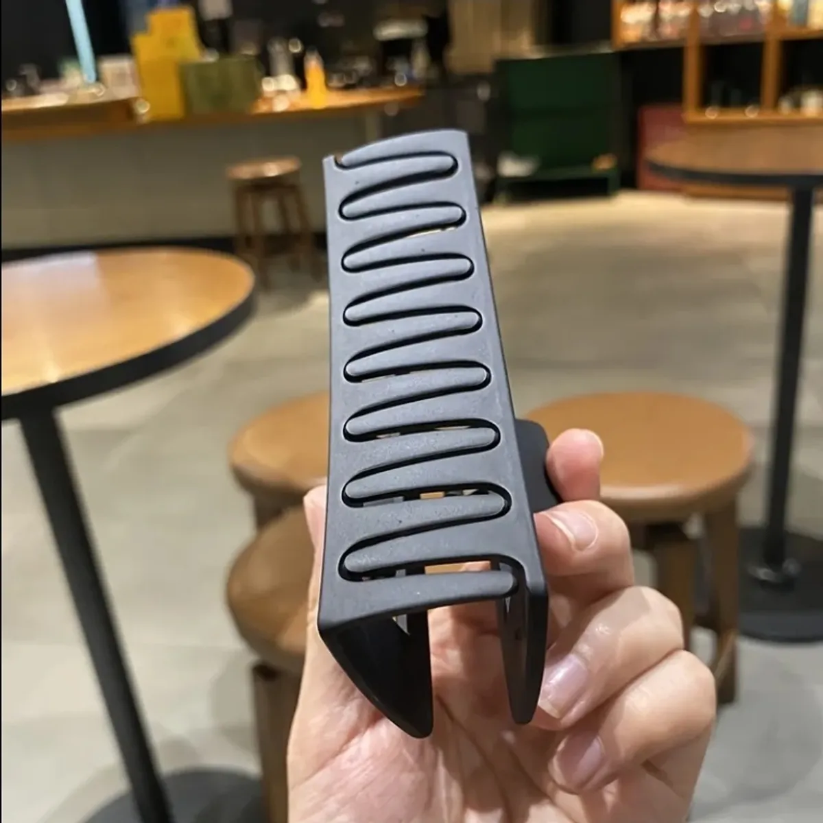Single High-quality Textured Rubber Square Large Hair Clip