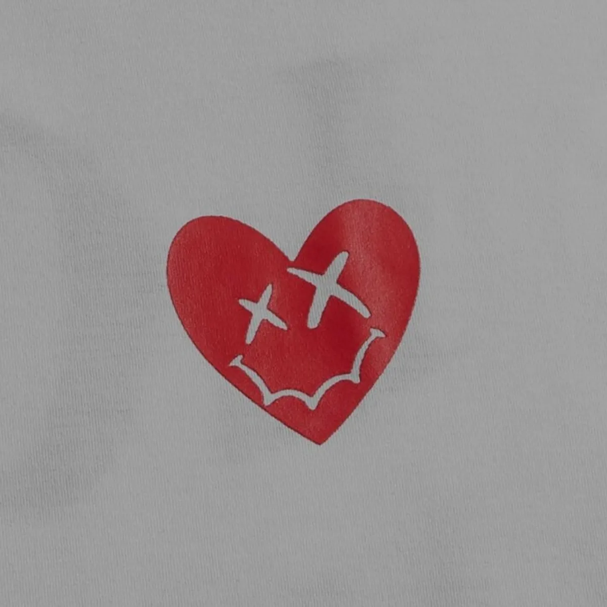 Men's Graphic Smiley Face And  "LOVE MAKES ME A BETTER PERSON". T-Shirt -Size M