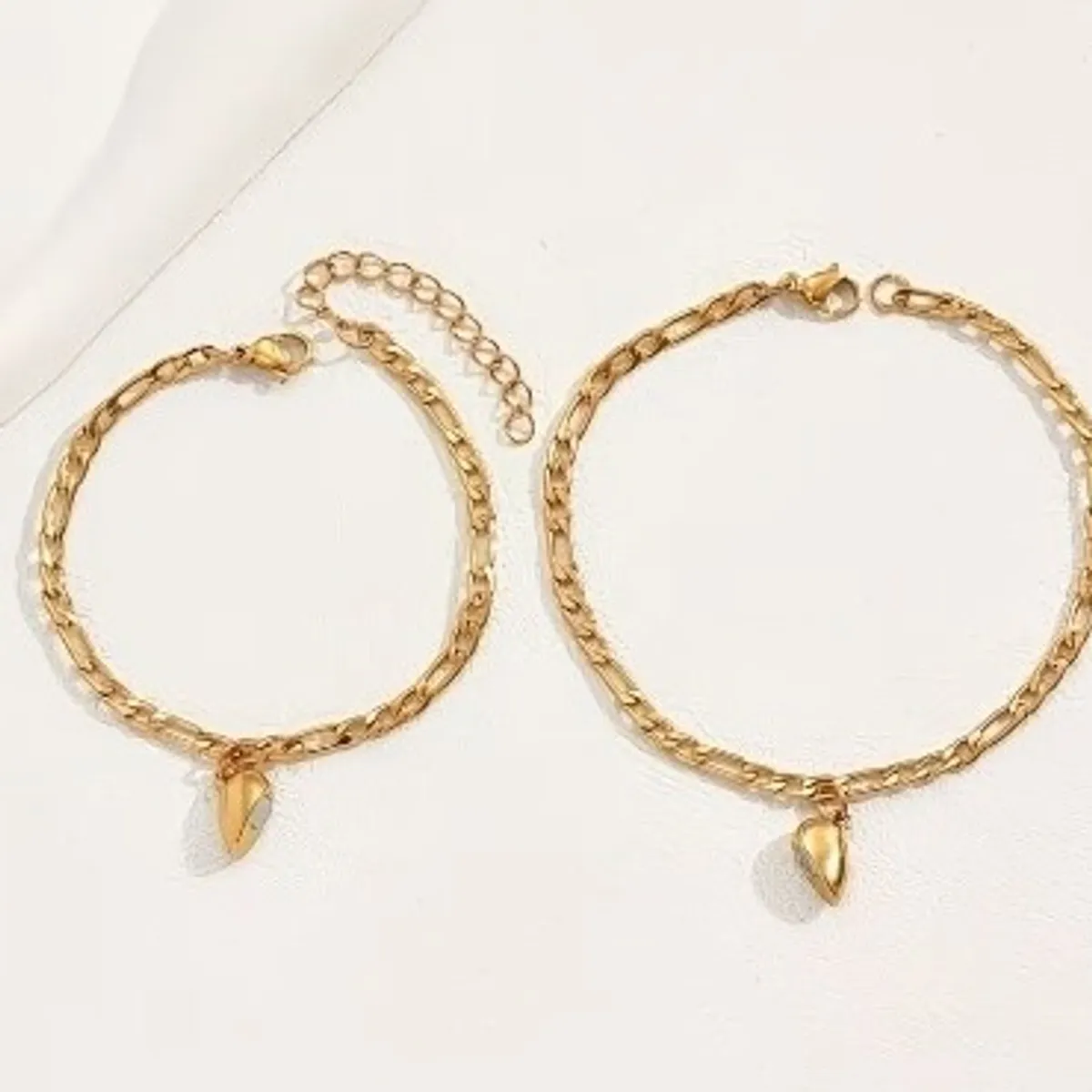 2pcs Gold Heart-shaped Couple Bracelets Set
