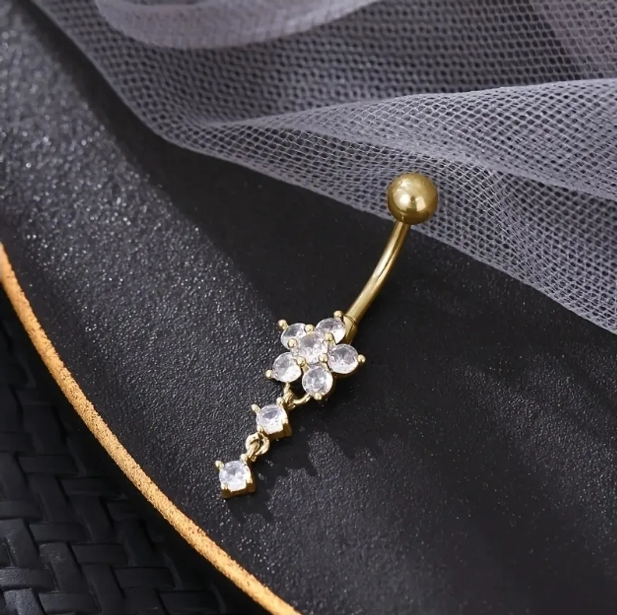 1pc European and American Style Fashionable  Belly Button Ring Navel Stud Flower Piercing Jewelry for Women