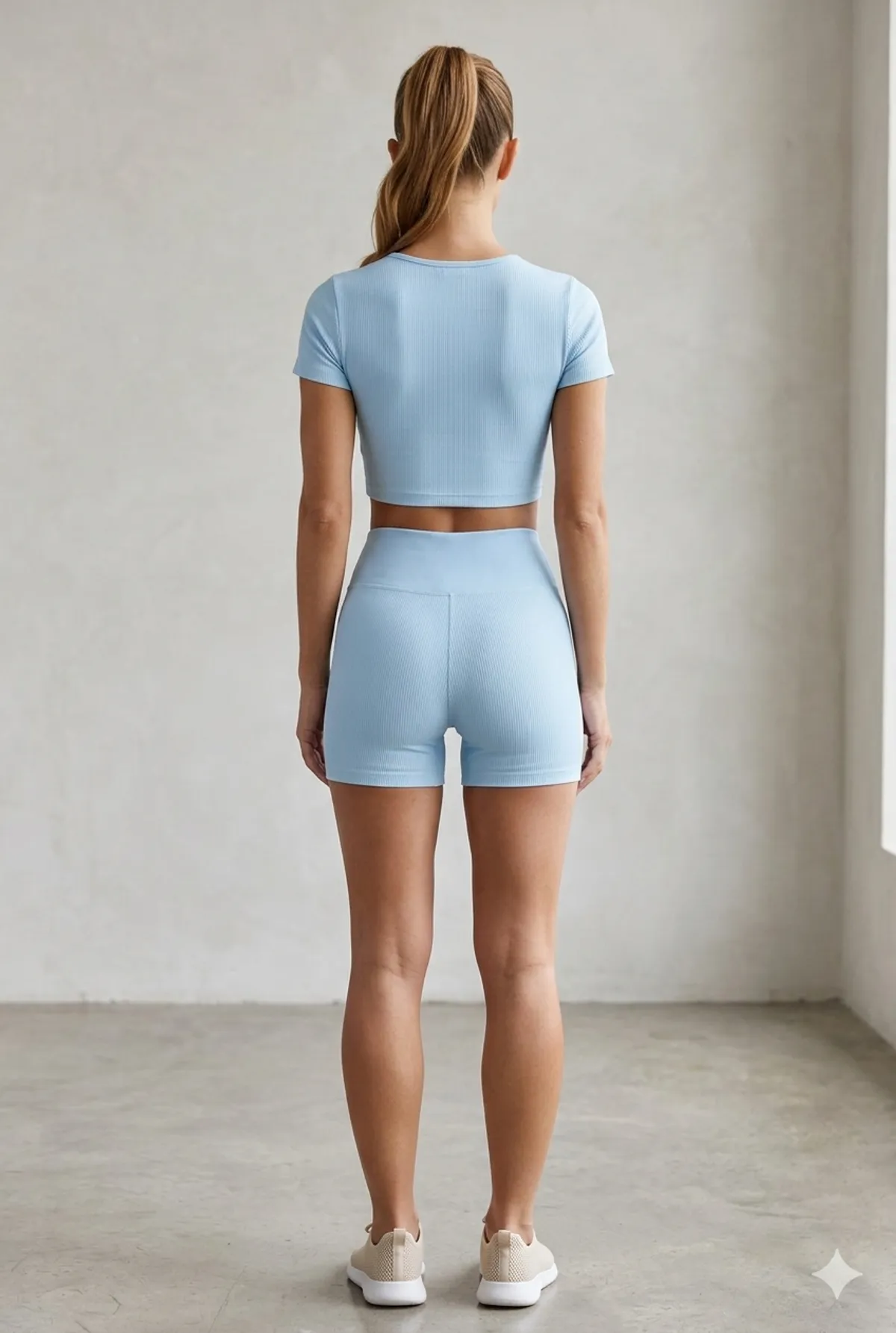 Women'S Designer Outfit Featuring A Half-Zip Collar Short-Sleeve Top And Drawstring High-Waisted Shorts,With Elastic Fabric - Size Small