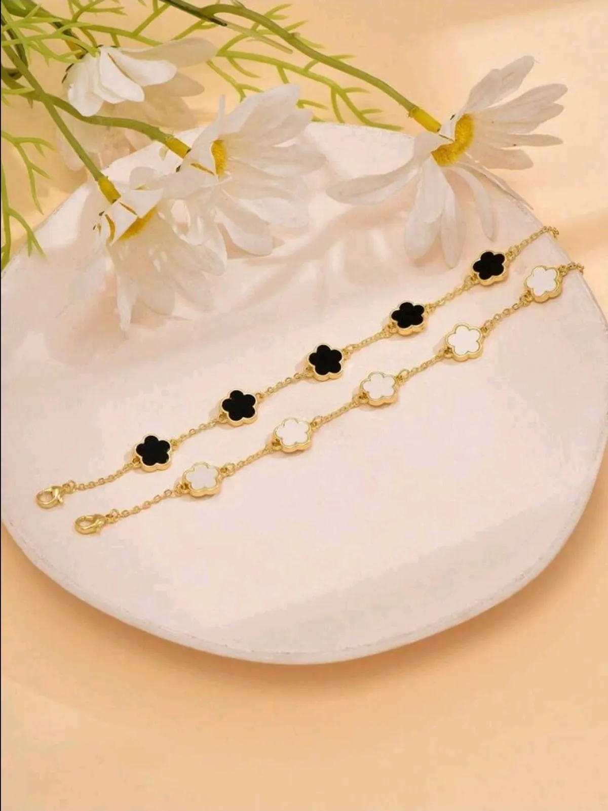 2pcs/Set Simple & Fashionable Five Petals Copper Bracelet For Women