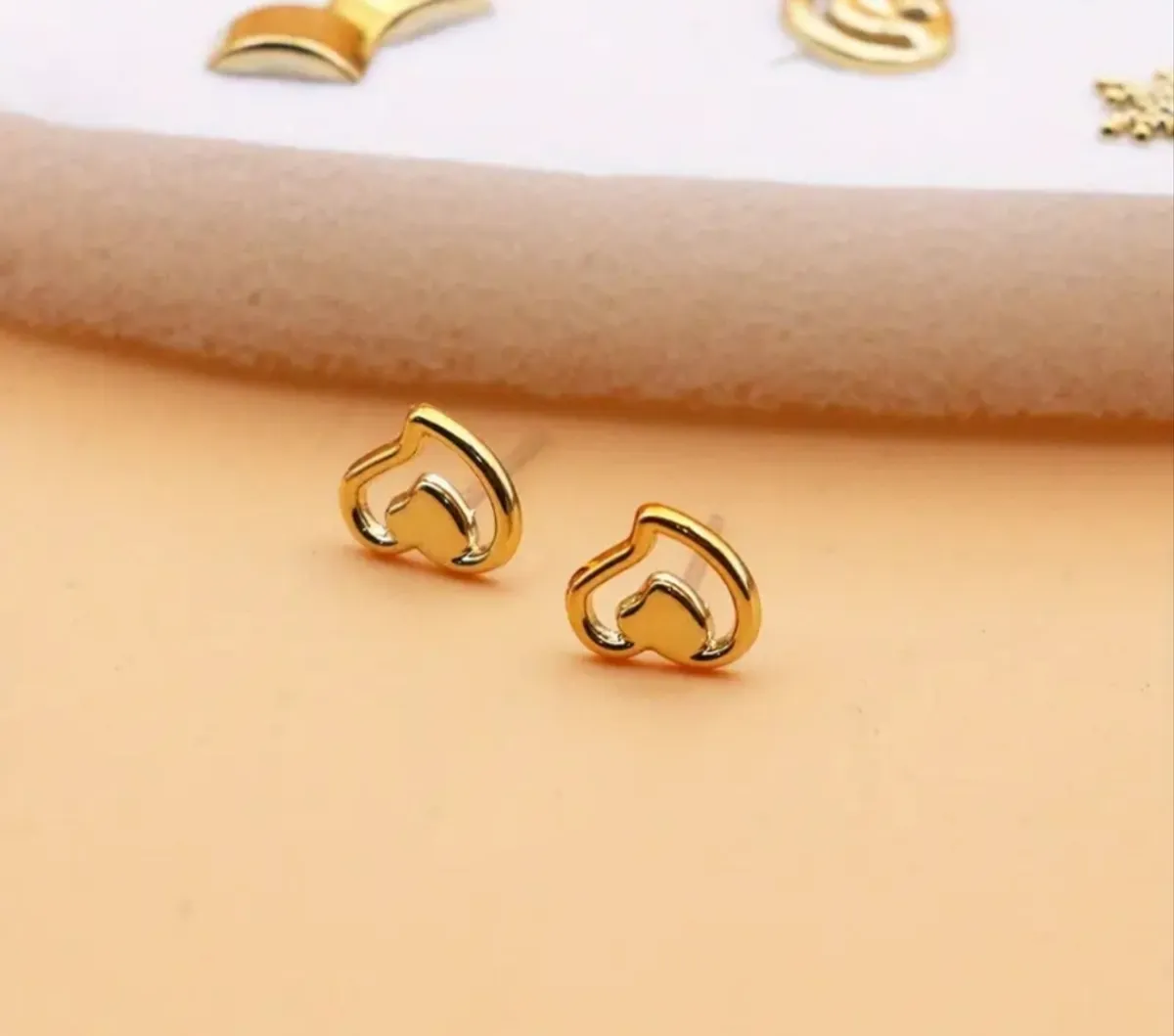 36 Pairs of Easy Fashion Versatile Random Mixed Style Plastic Women's Stud Earrings Set